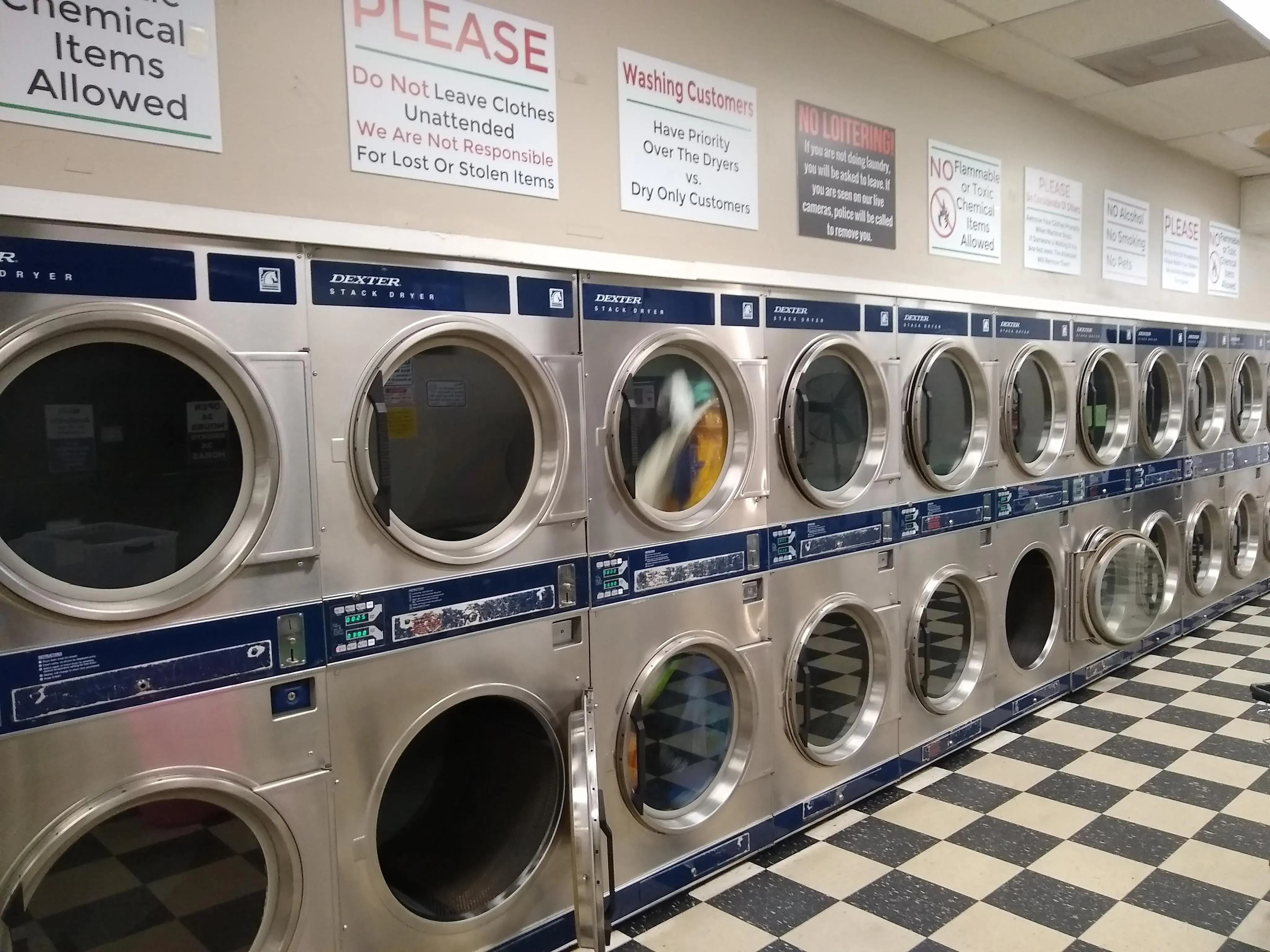 Wash Tub Laundry thumbnail 9