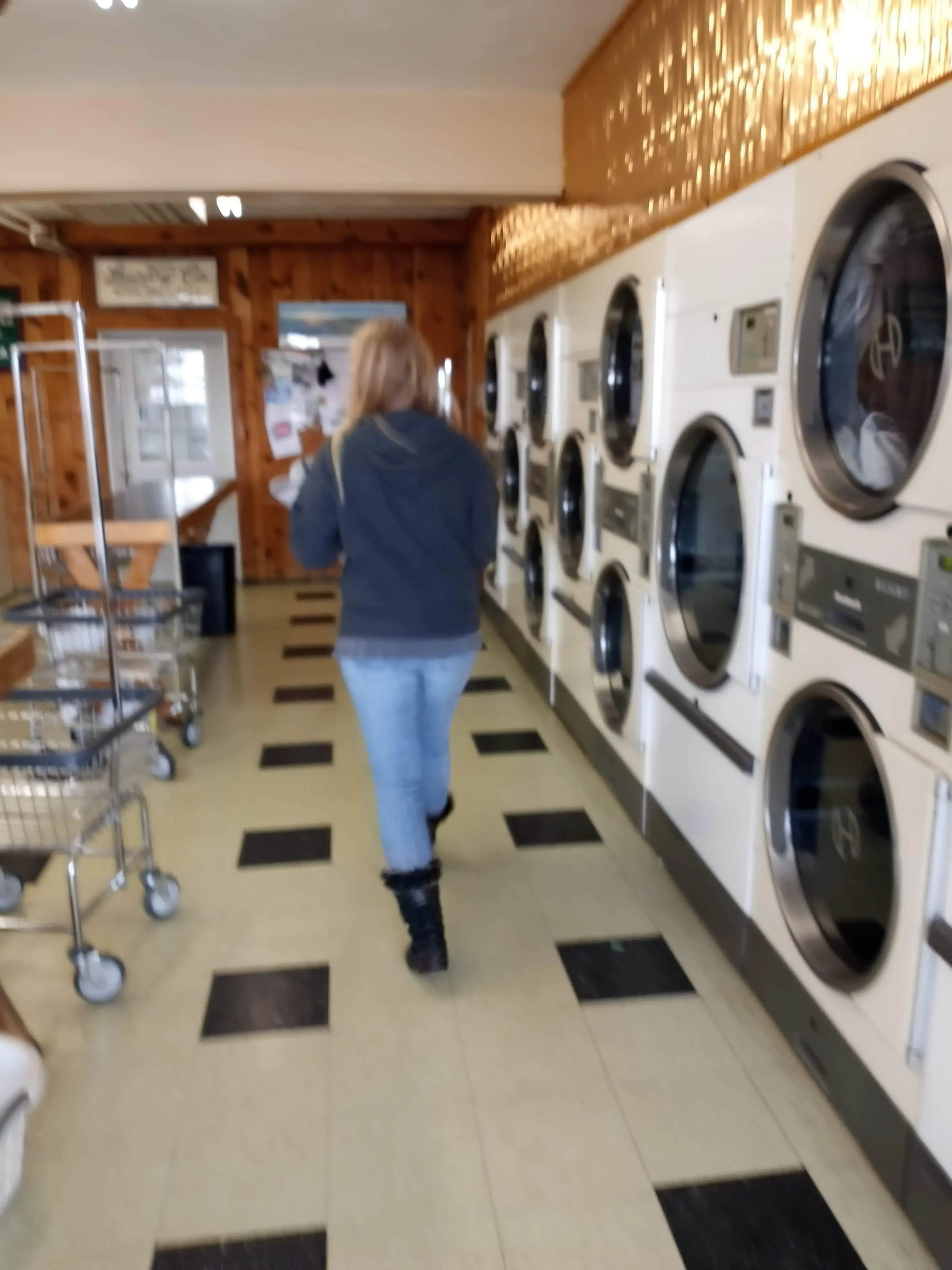 Wash Tubs Laundry & Linen Rental Supply - Image 10