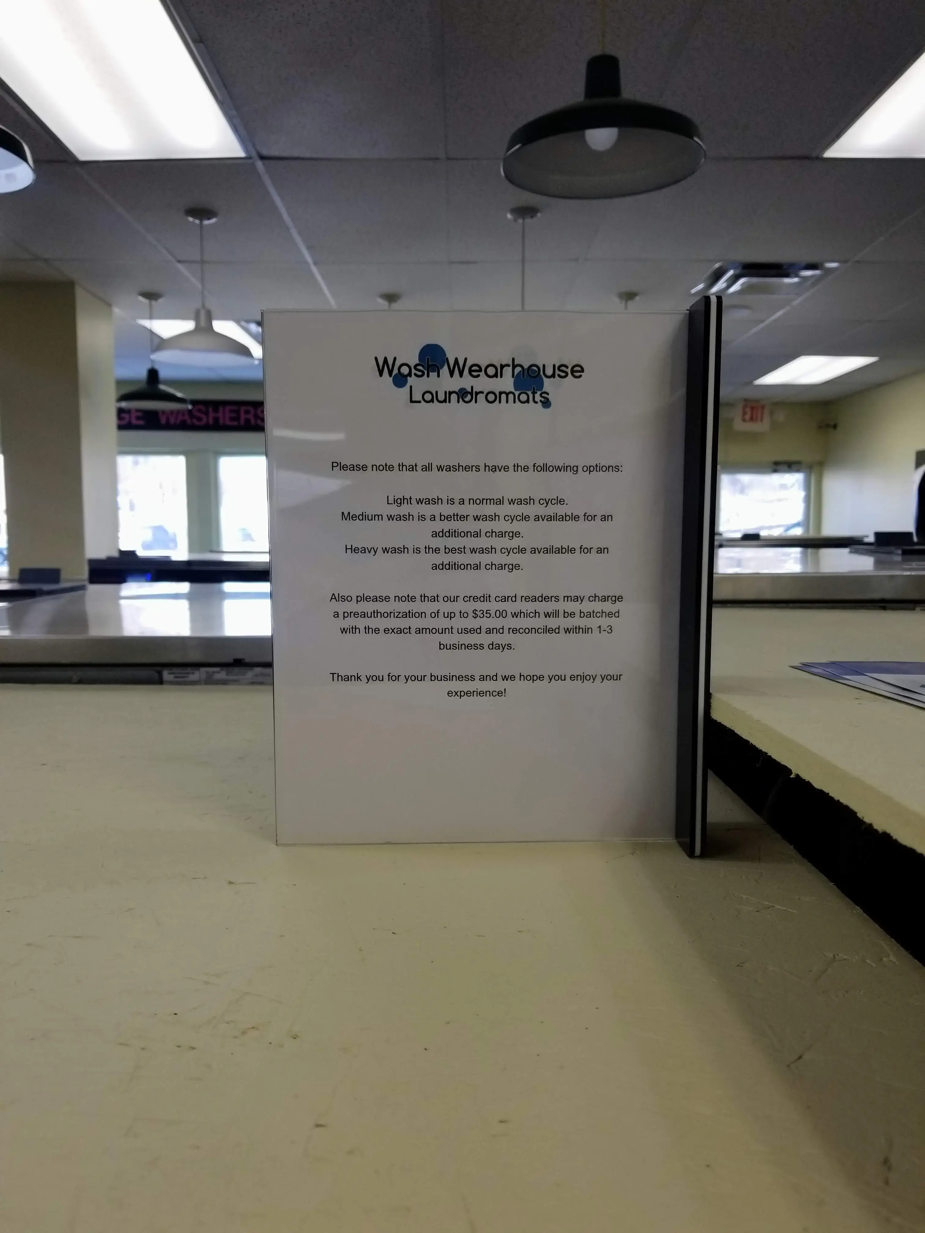 Wash Wearhouse Laundromat - Image 11