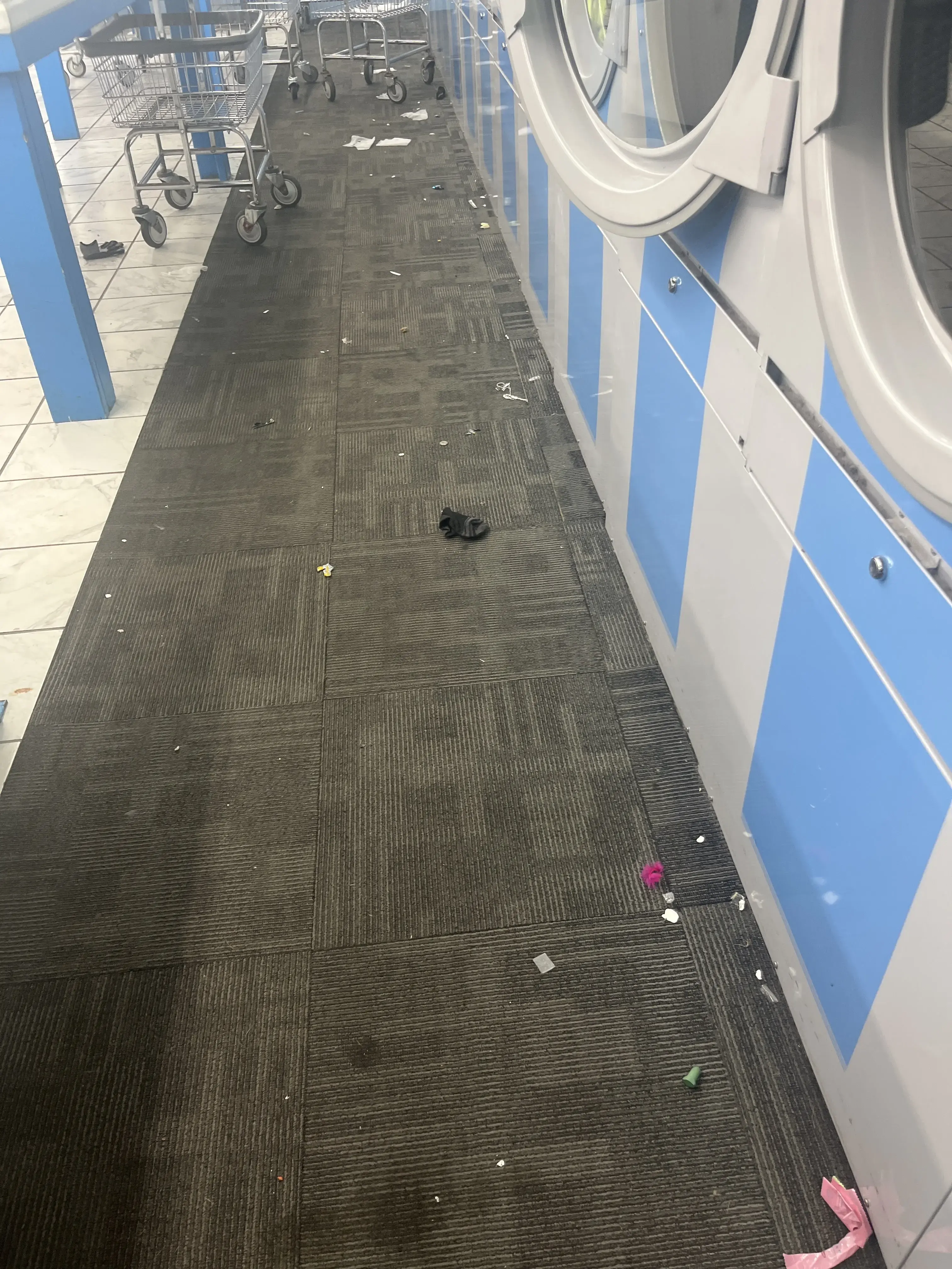 Wash Well Laundromat thumbnail 10