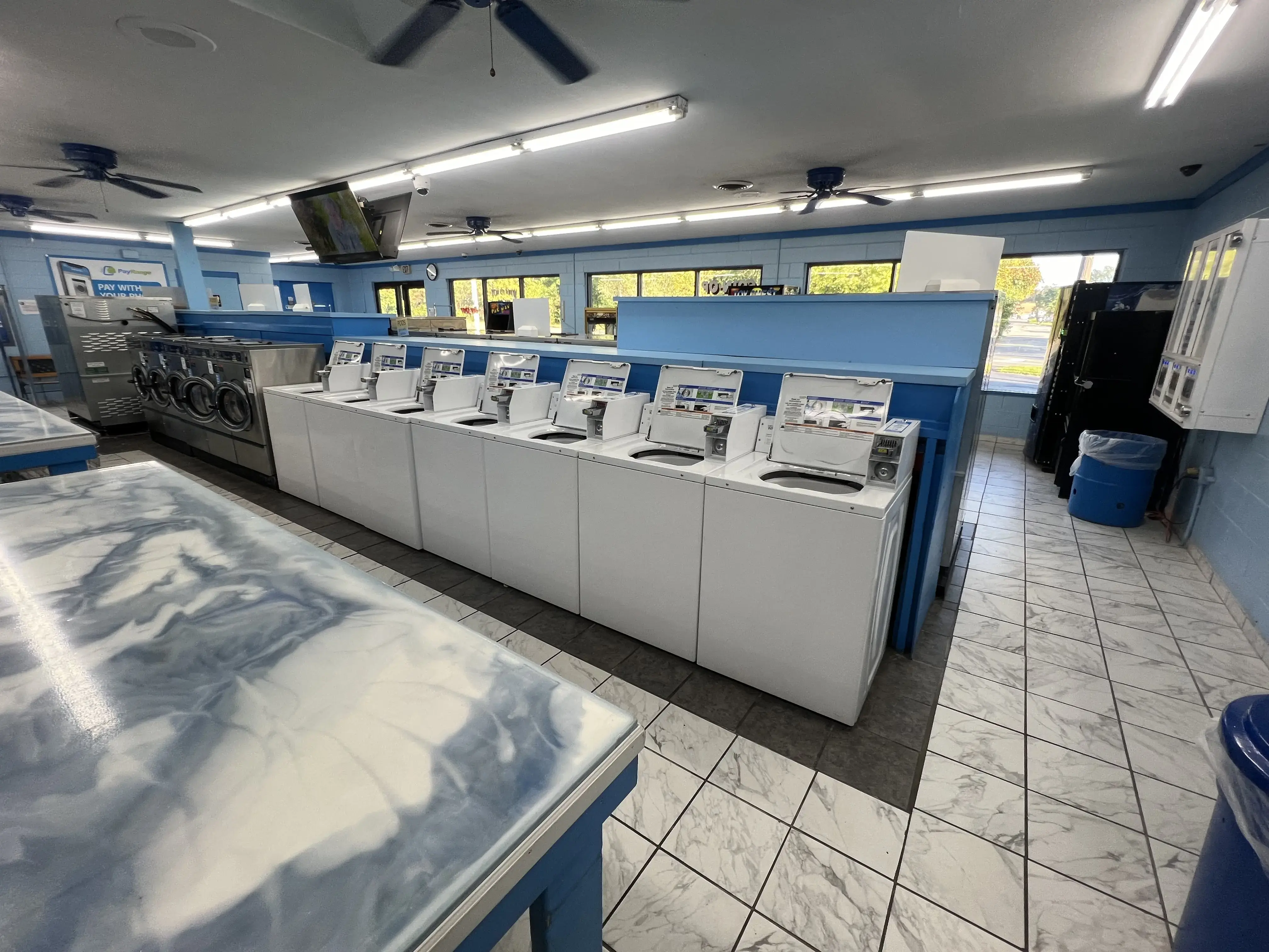 Wash Well Laundromat - Image 19
