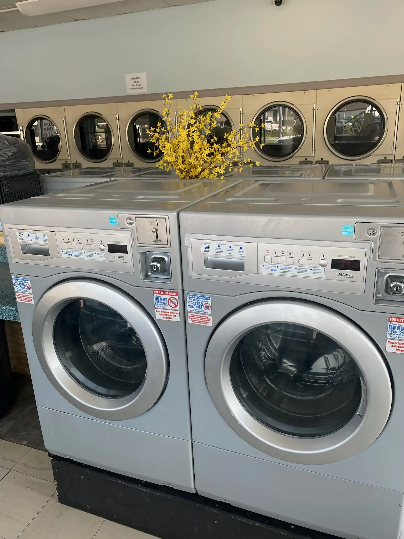 Wash Wizard Coin Laundry Center thumbnail 18