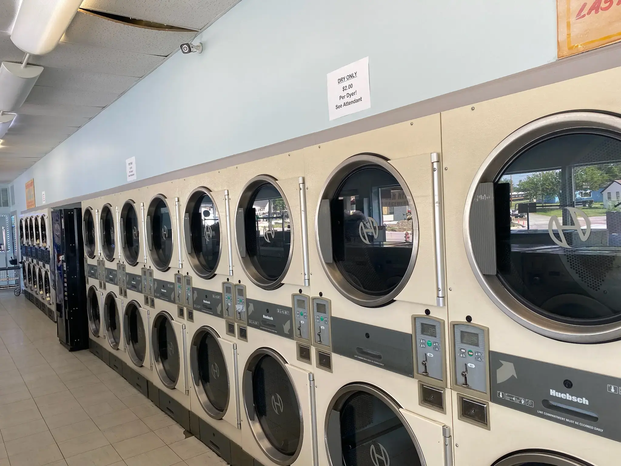 Wash Wizard Coin Laundry Center - Image 15