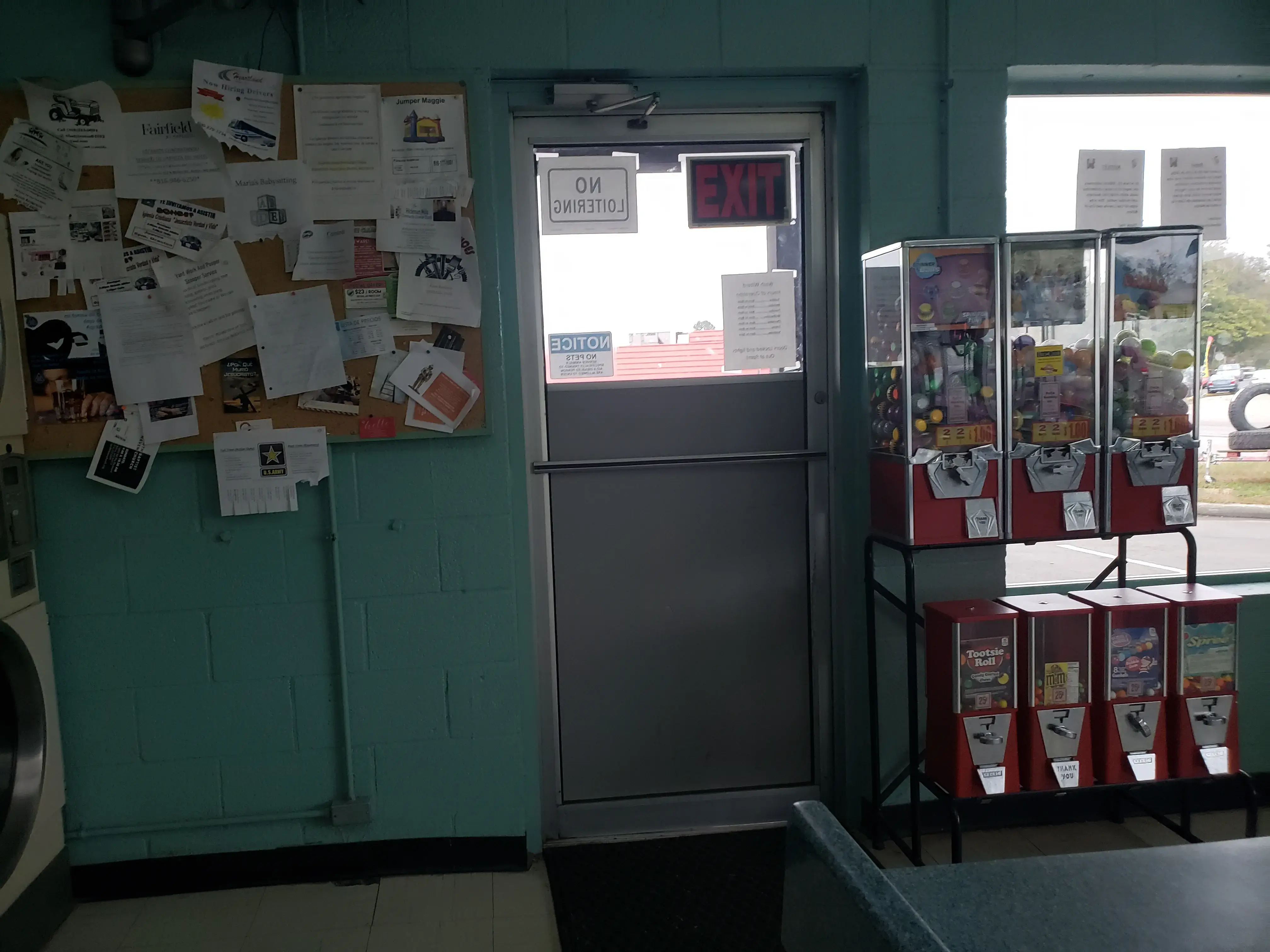 Wash Wizard Coin Laundry Center - Image 6