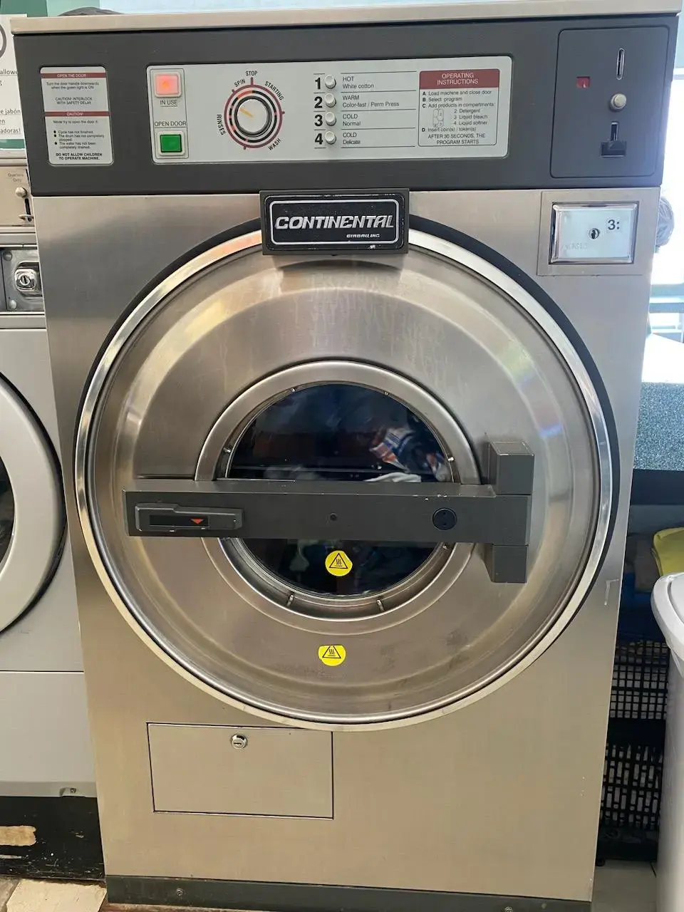 Wash Wizard Coin Laundry Center thumbnail 3