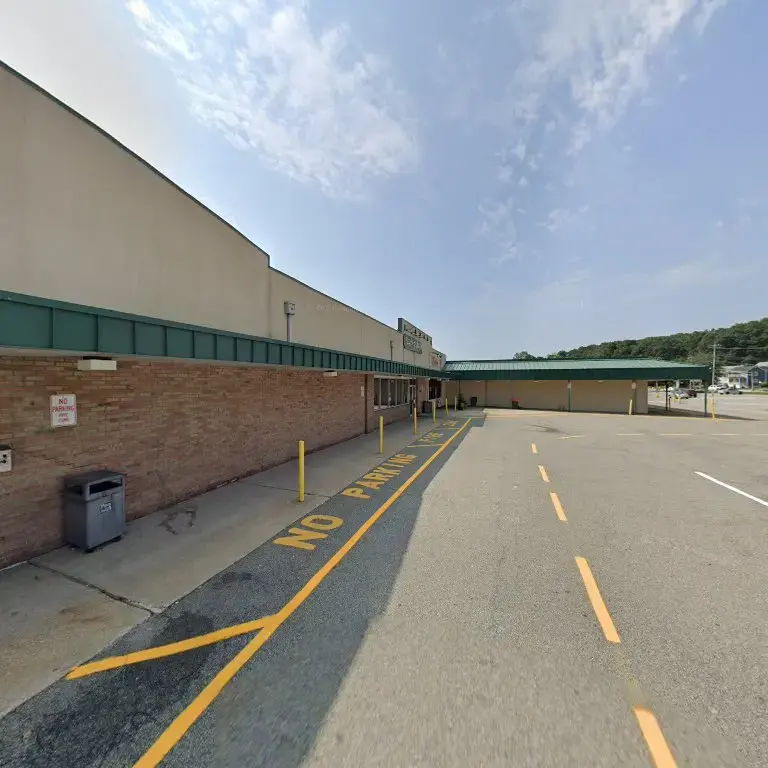 Wash Works Laundromat - Image 5