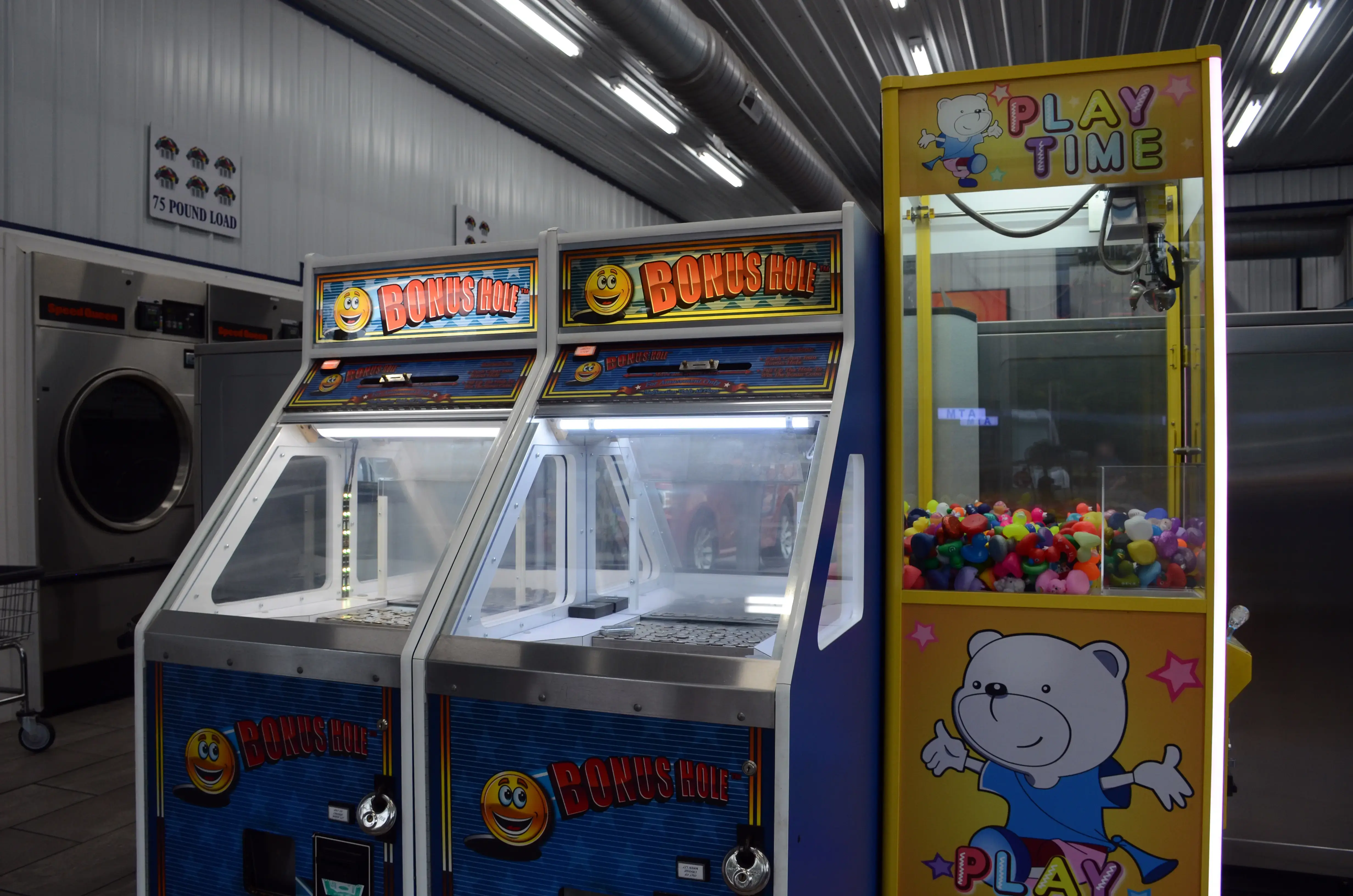 Wash World Laundromat & Car Wash thumbnail 14