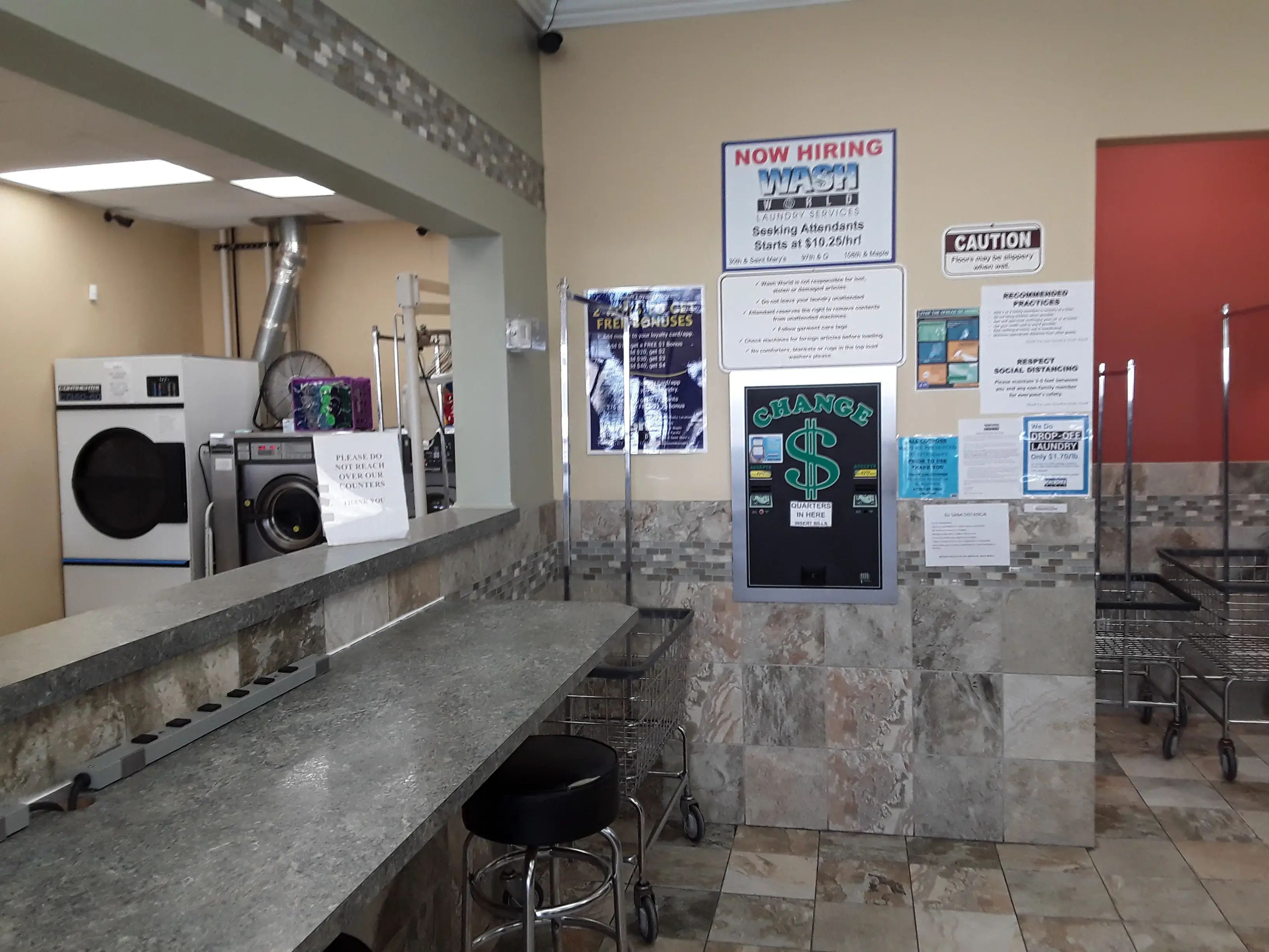 Wash World Laundry - Image 16