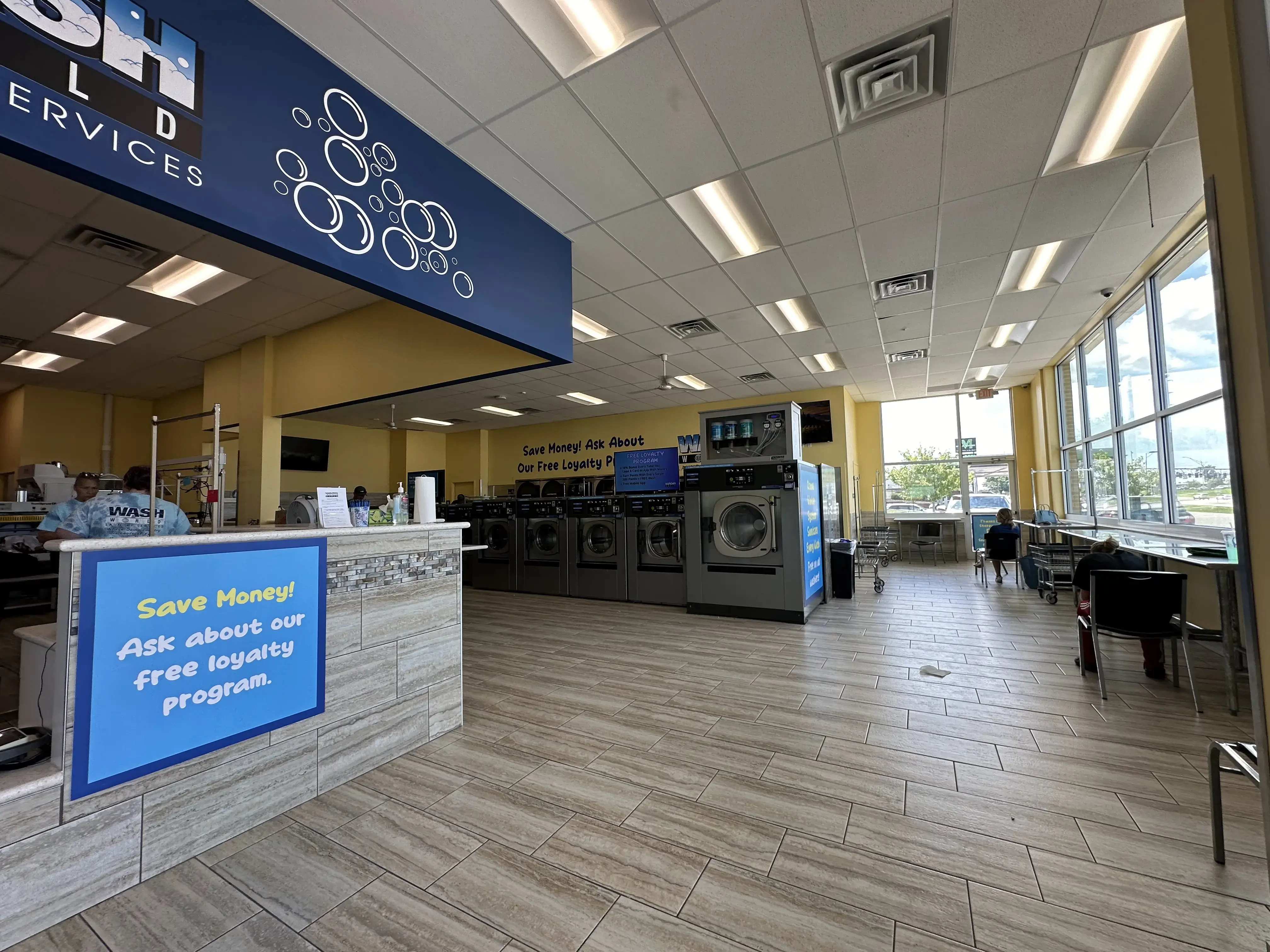Wash World Laundry - Image 16