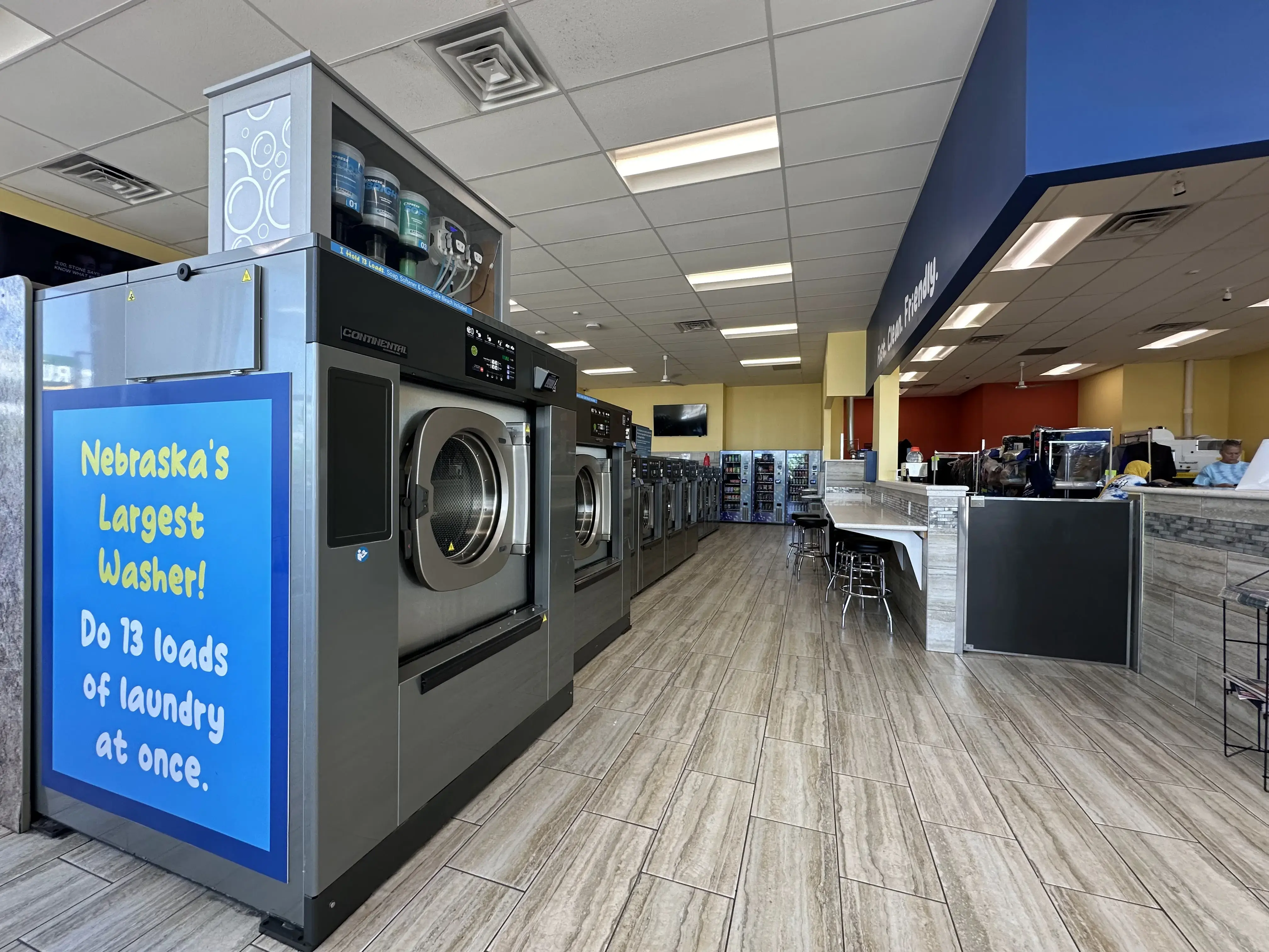 Wash World Laundry - Image 3