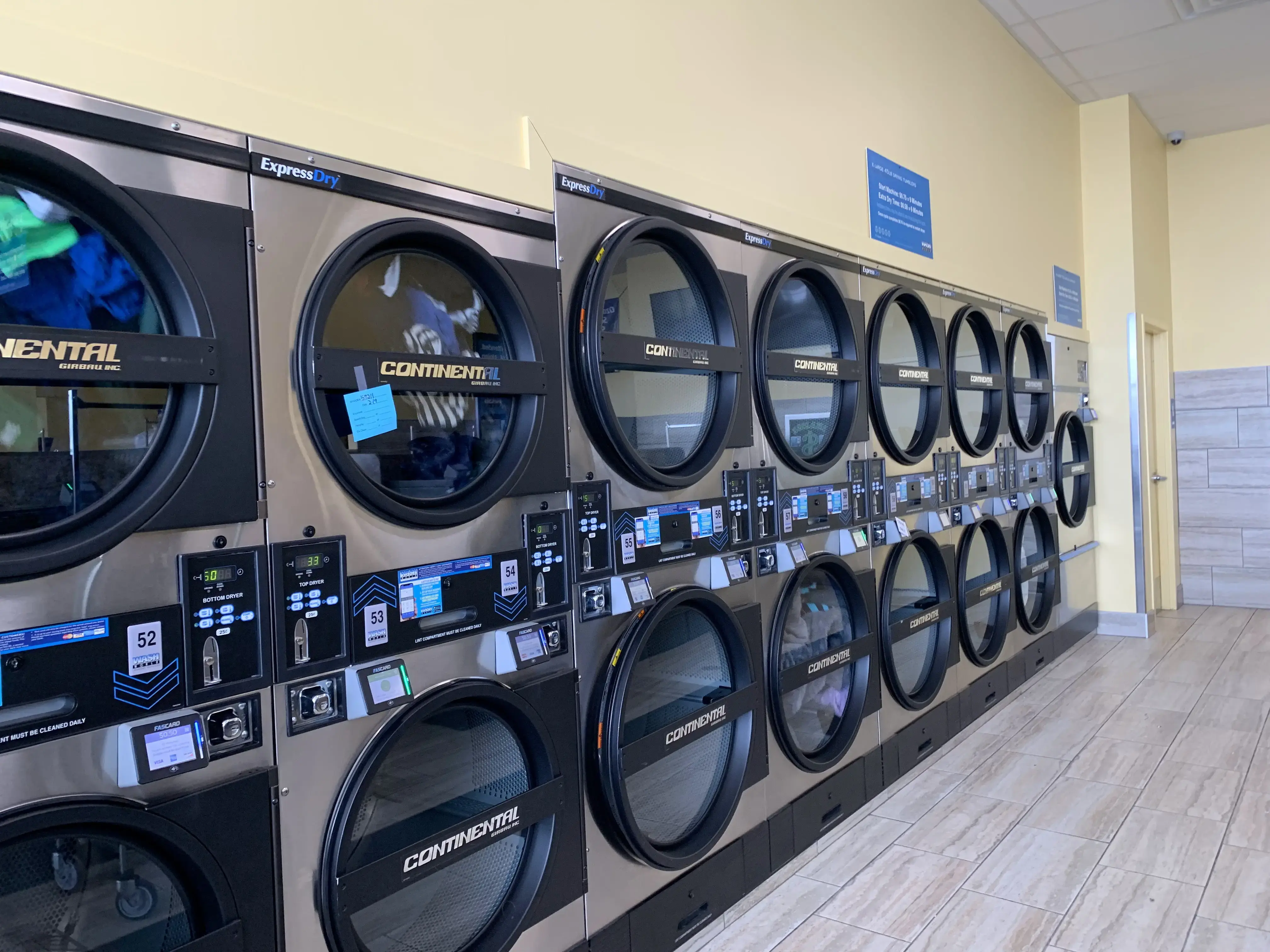 Wash World Laundry thumbnail 6