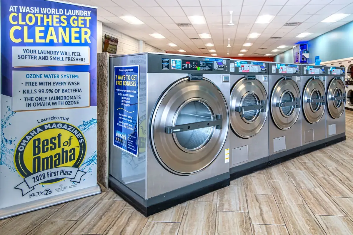 Wash World Laundry - Image 17