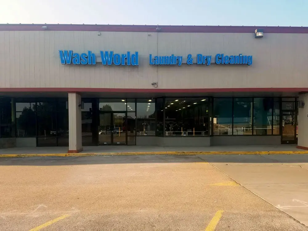 Wash World Laundry - Image 13