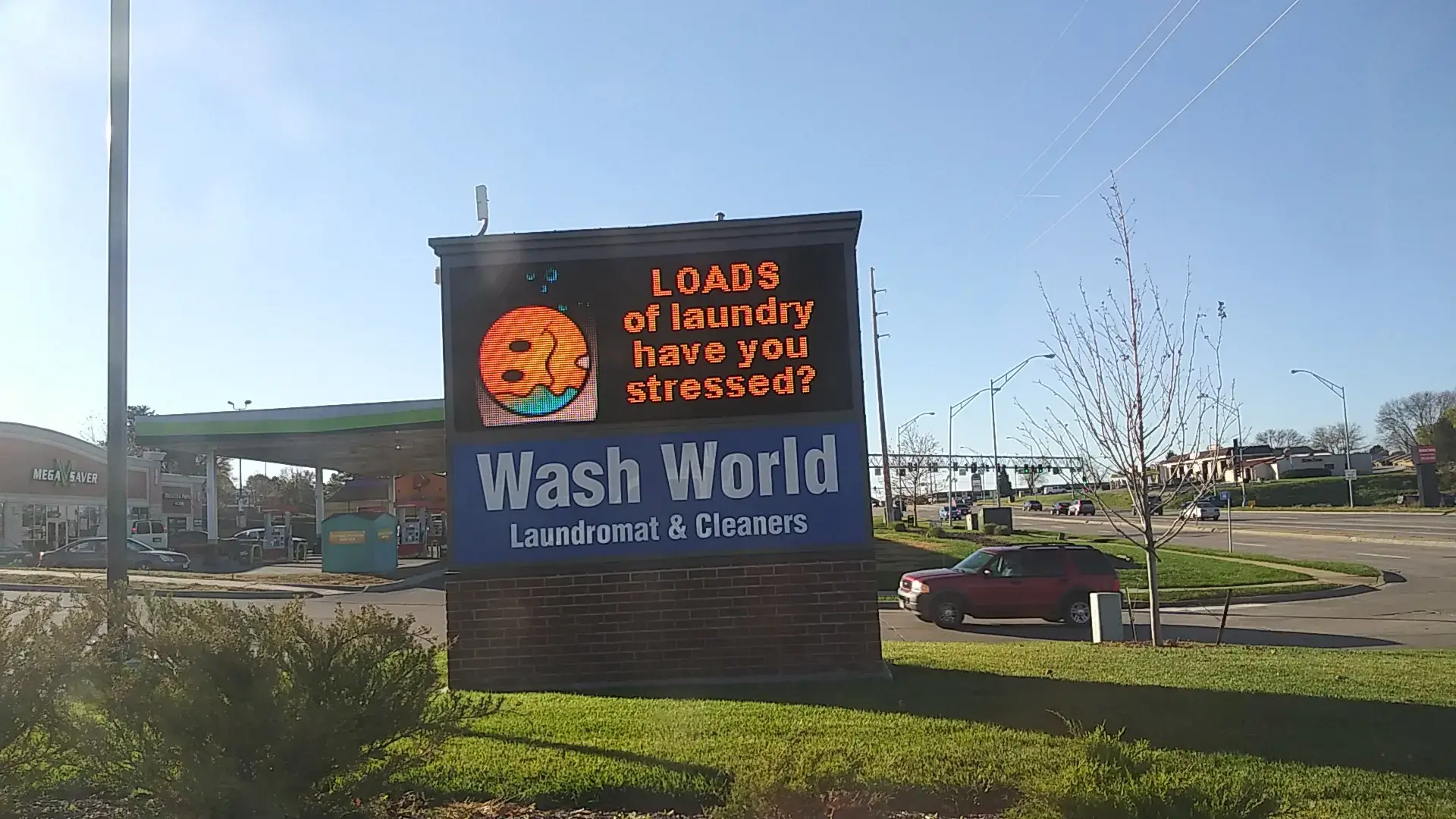 Wash World Laundry thumbnail 8