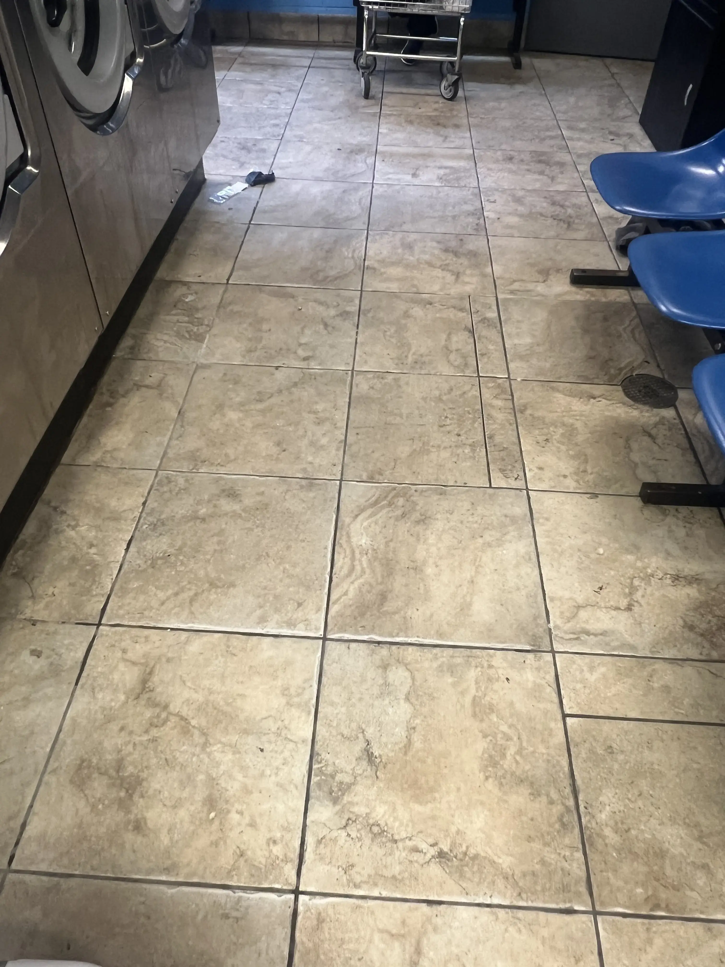Wash World Of Lexington Coin Laundry thumbnail 16