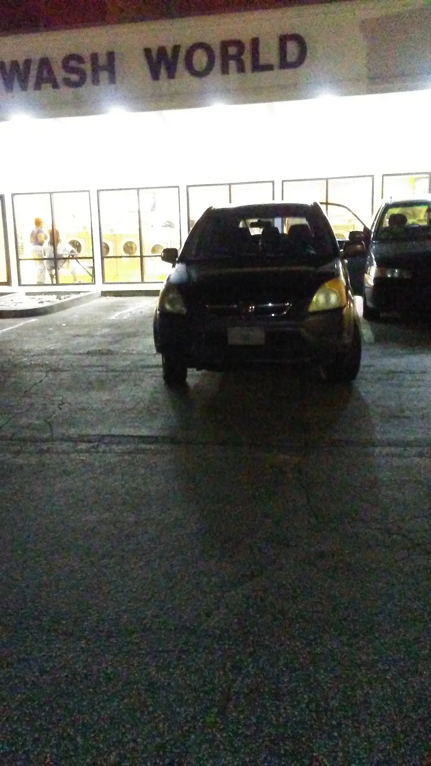 Wash World on Beltline - Image 10