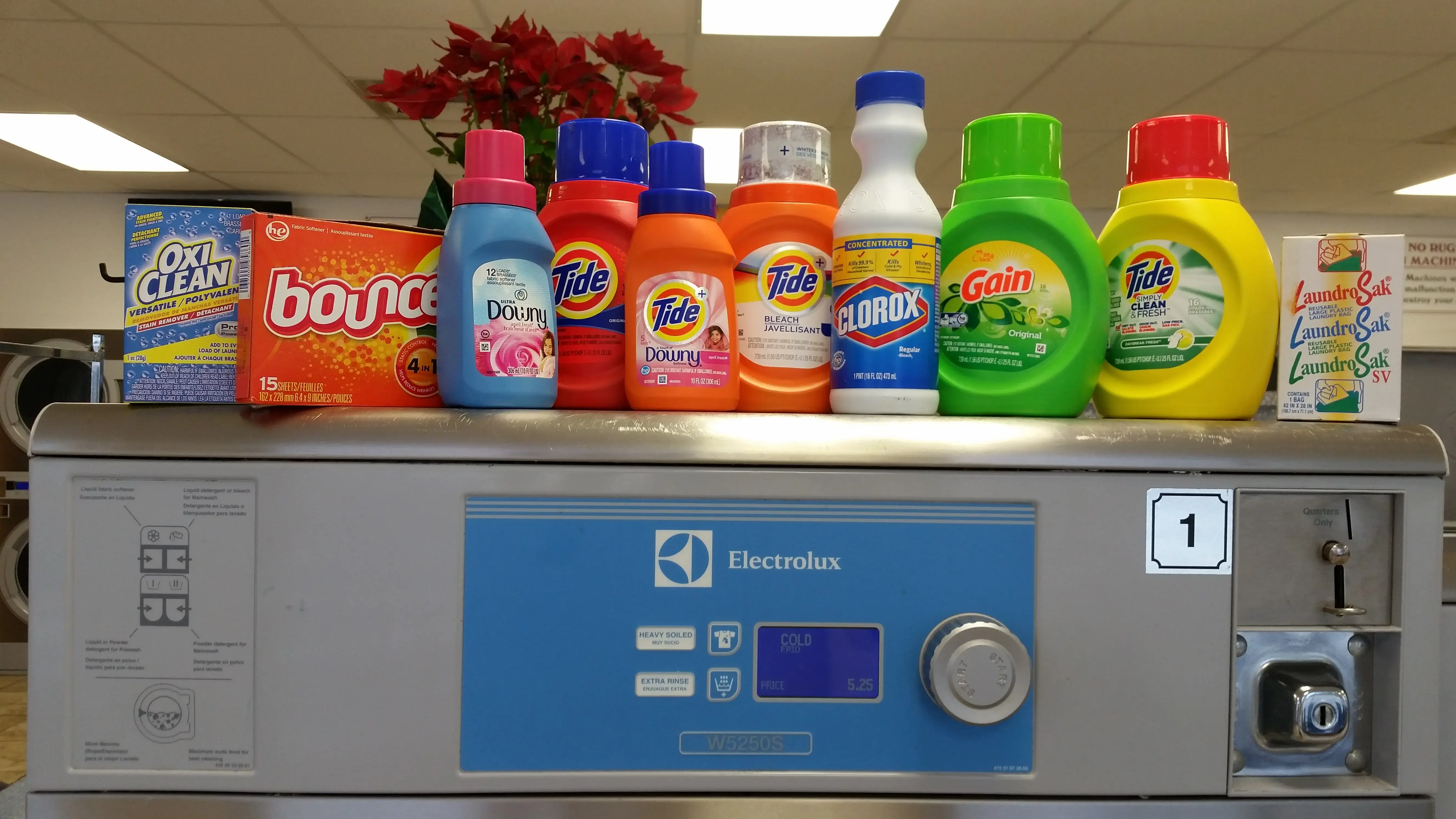 Wash World On North Main - Image 4