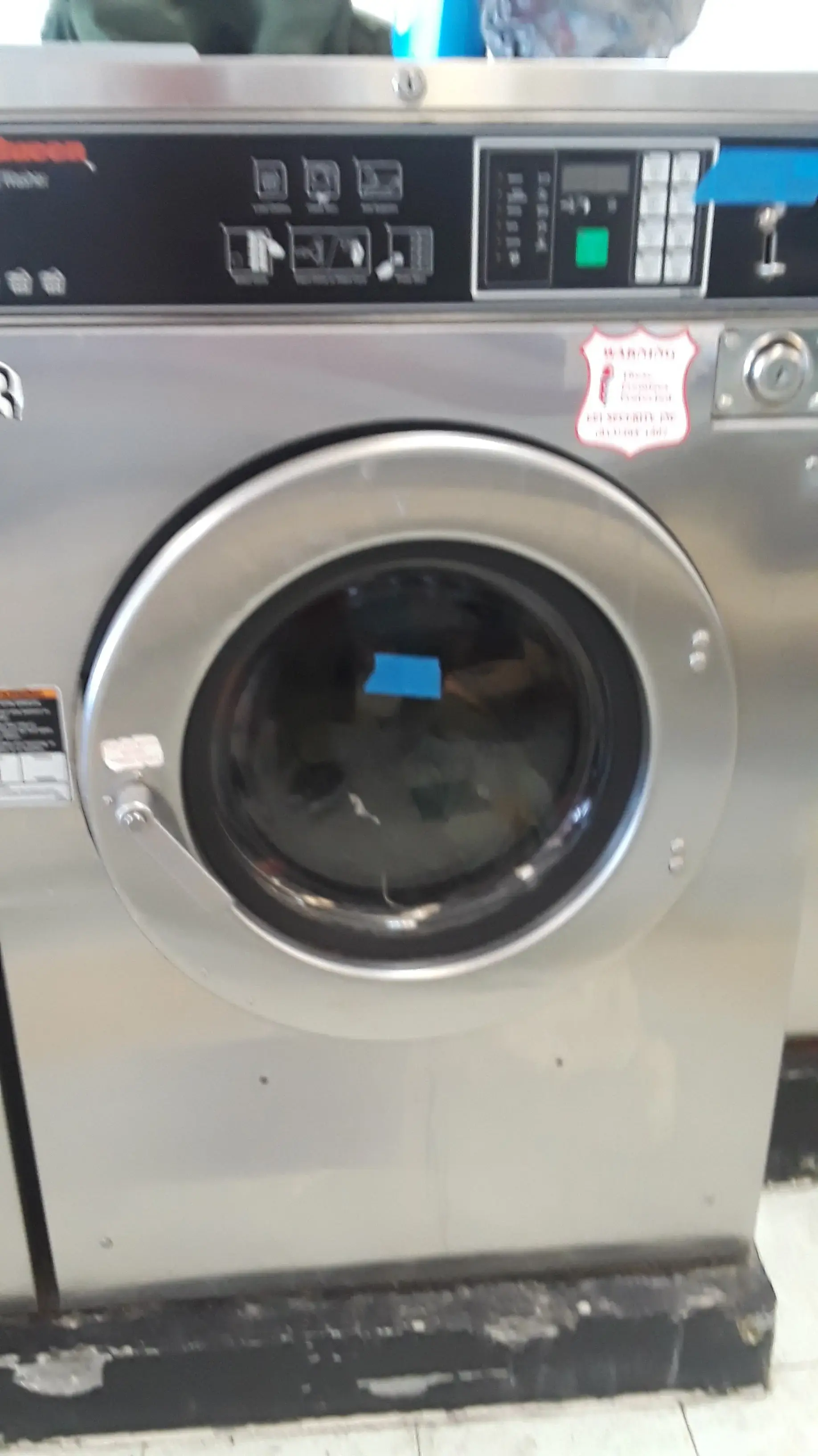 Wash Your Dundees Laundromat - Image 5