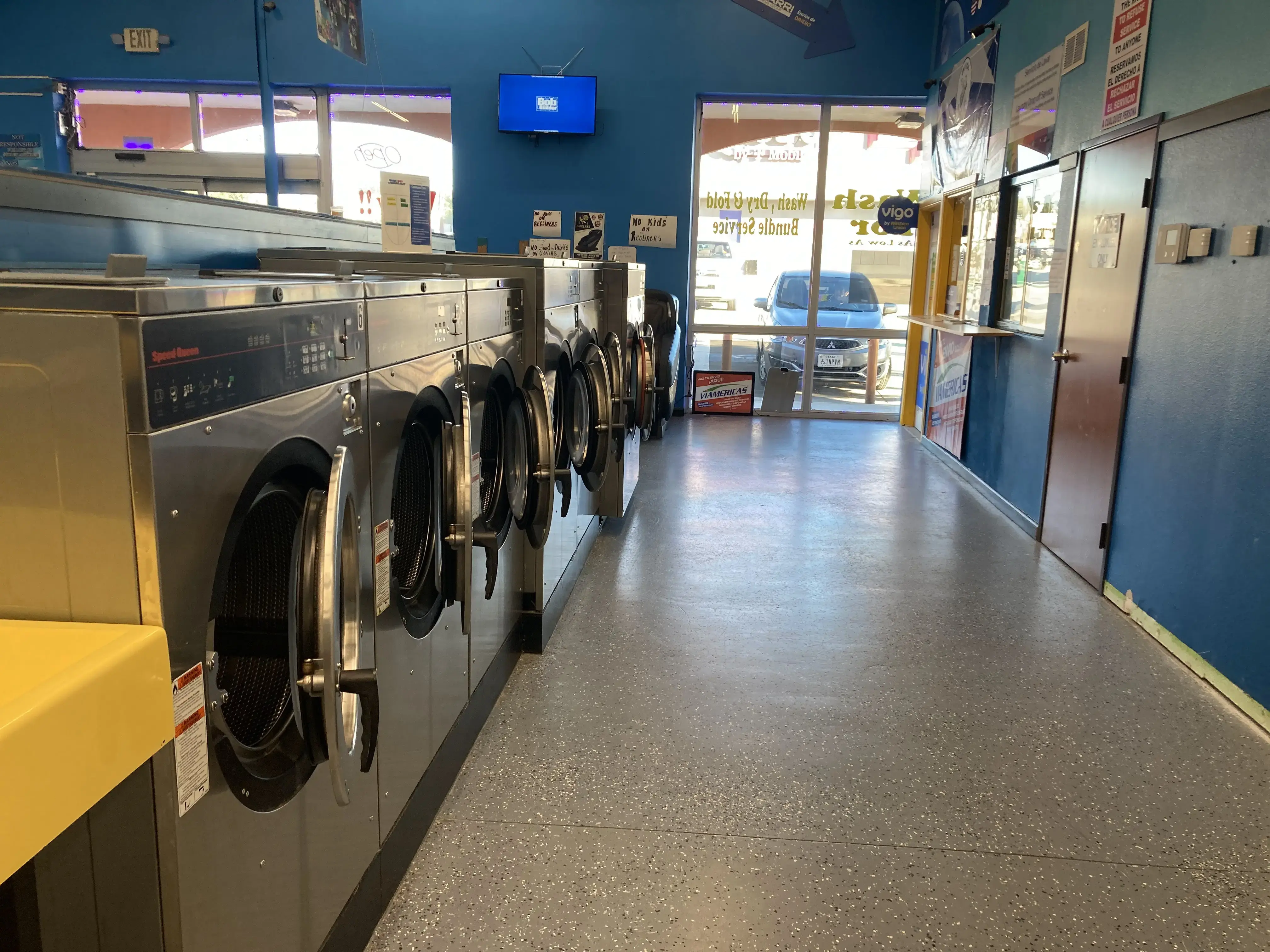 Wash2Dry Laundry - Image 14