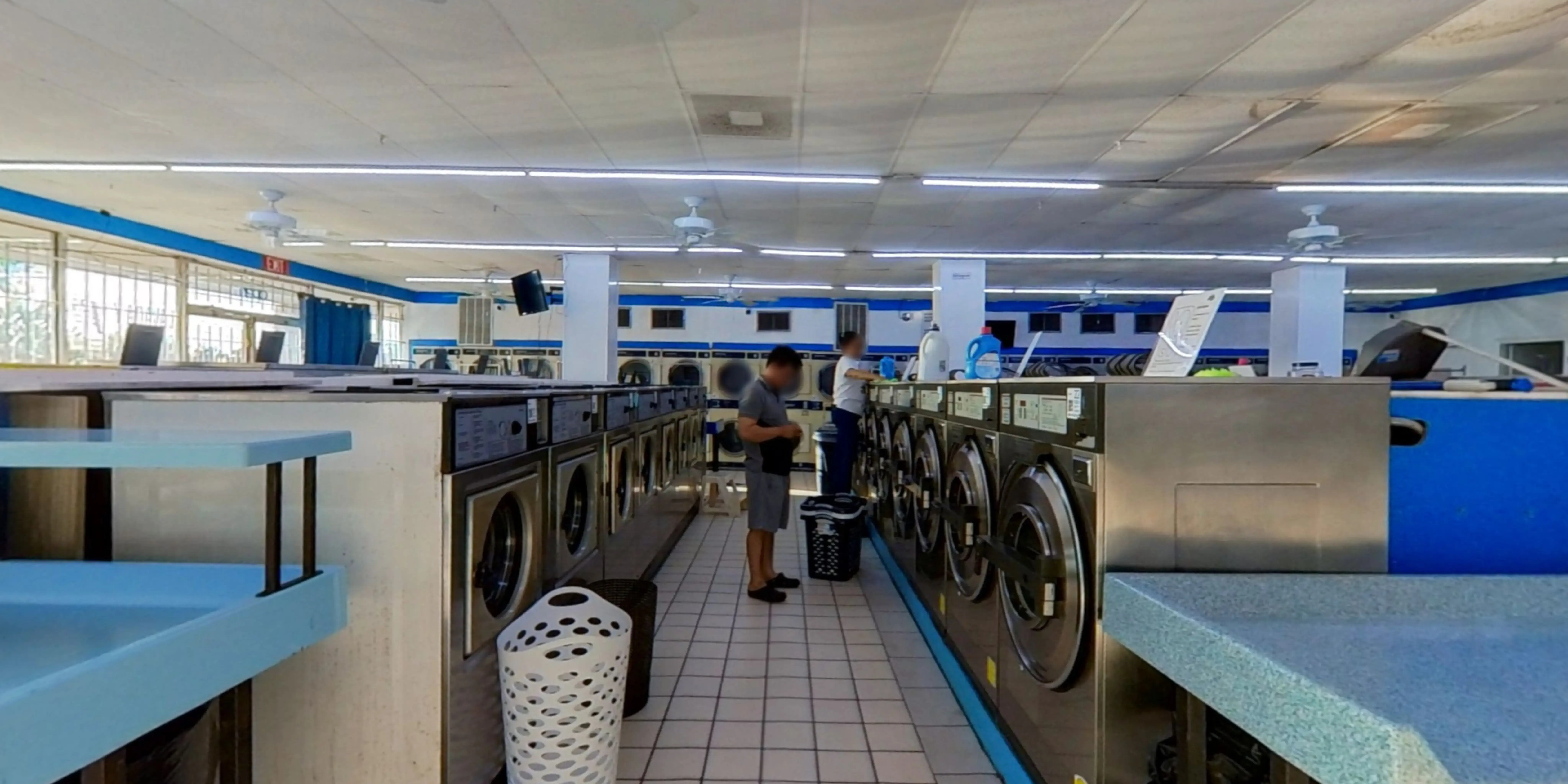 Washateria Land - Wash and Fold Services thumbnail 5