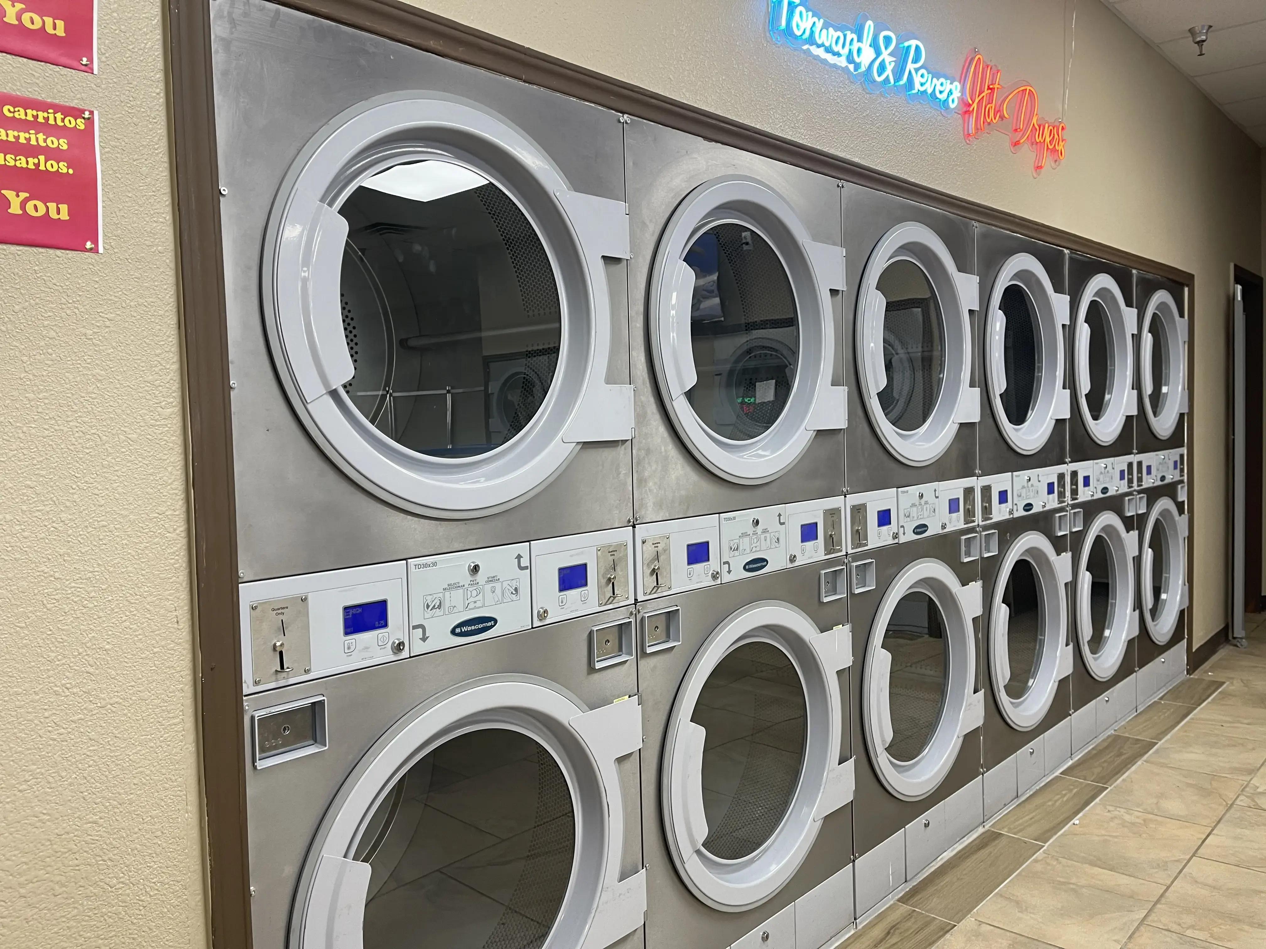 Washateria lavanderia thumbnail 1