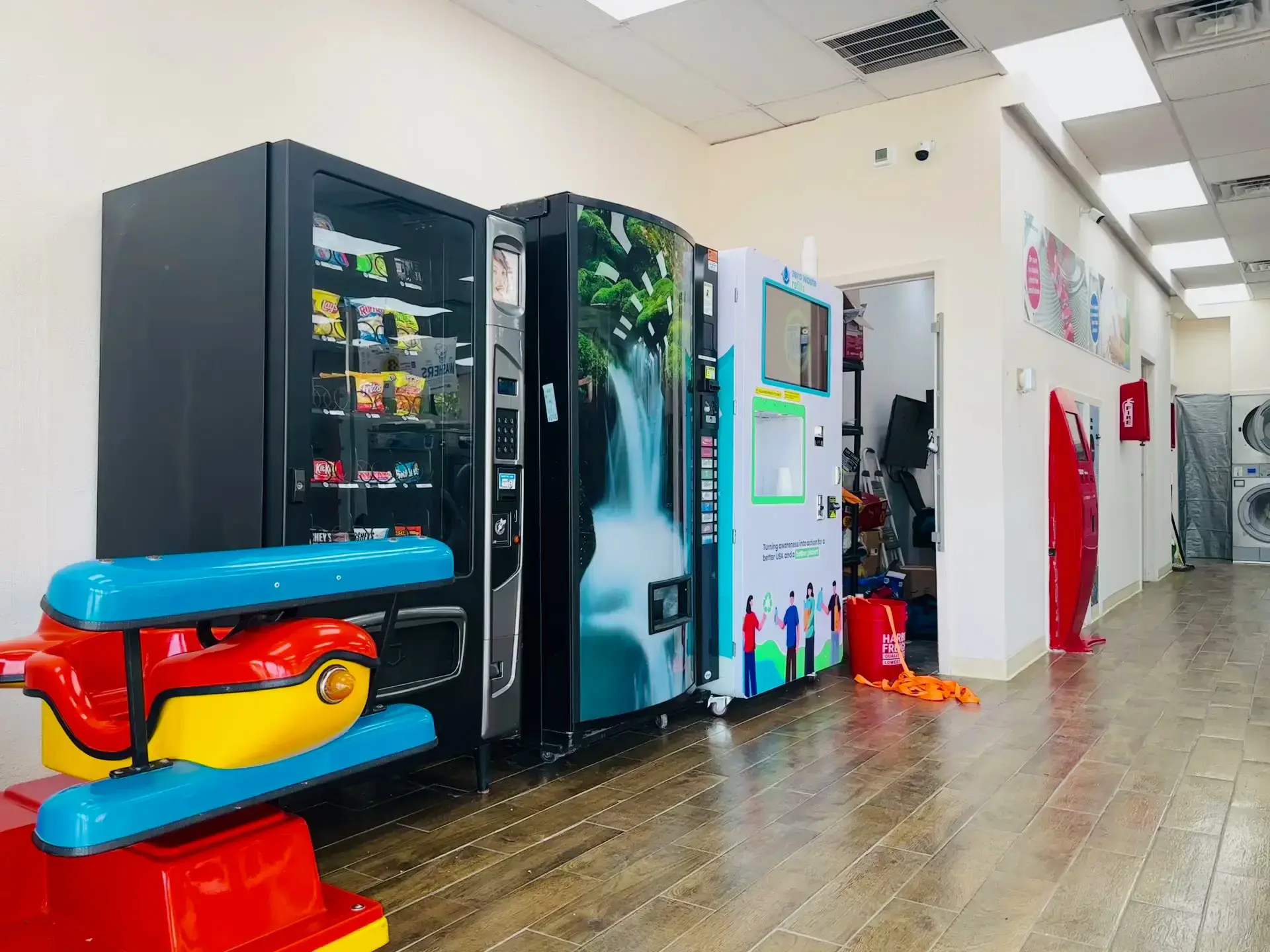 Washateria Lavanderia thumbnail 4