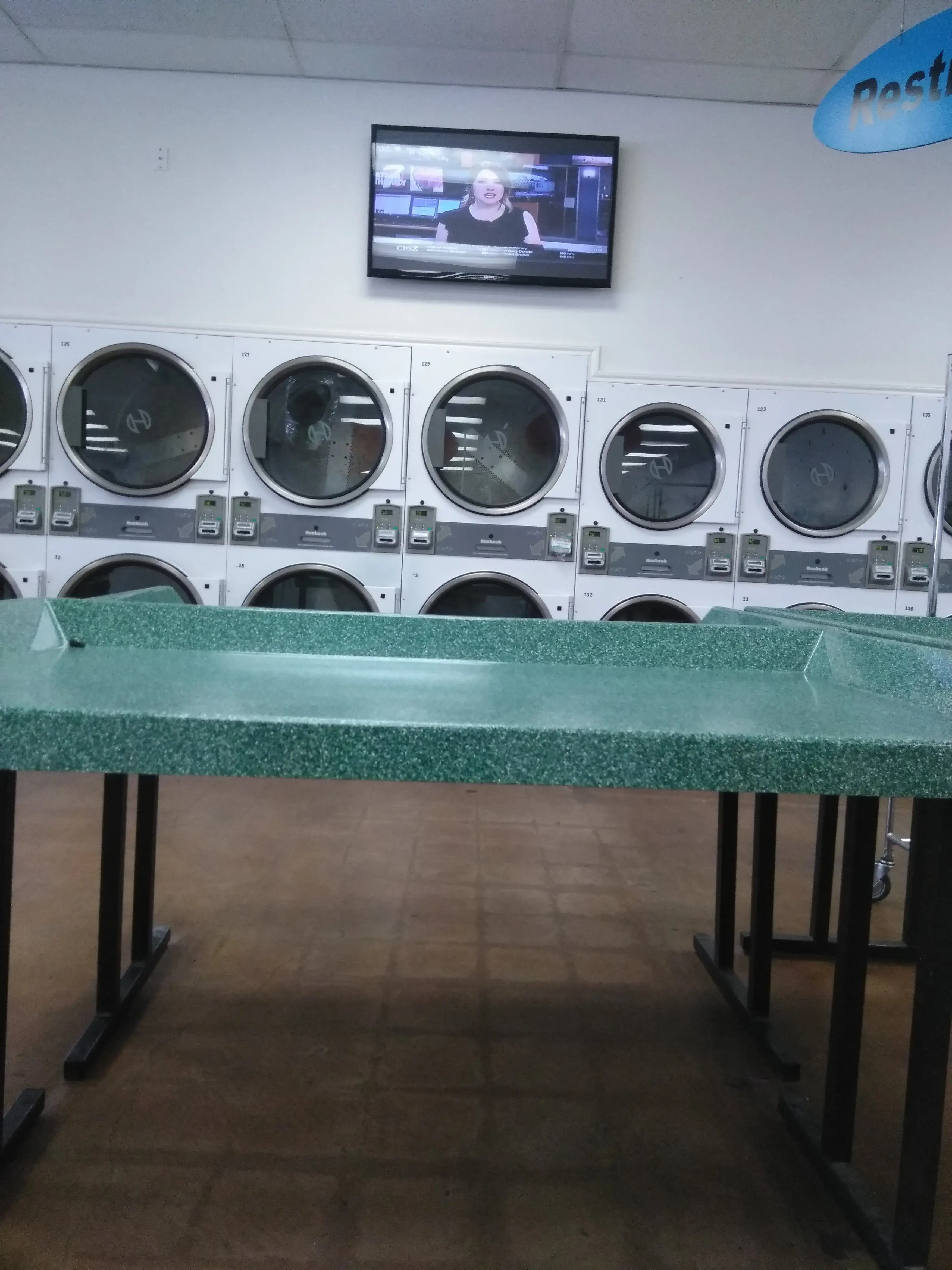 Washateria SuperWash Card Laundry Odessa thumbnail 3