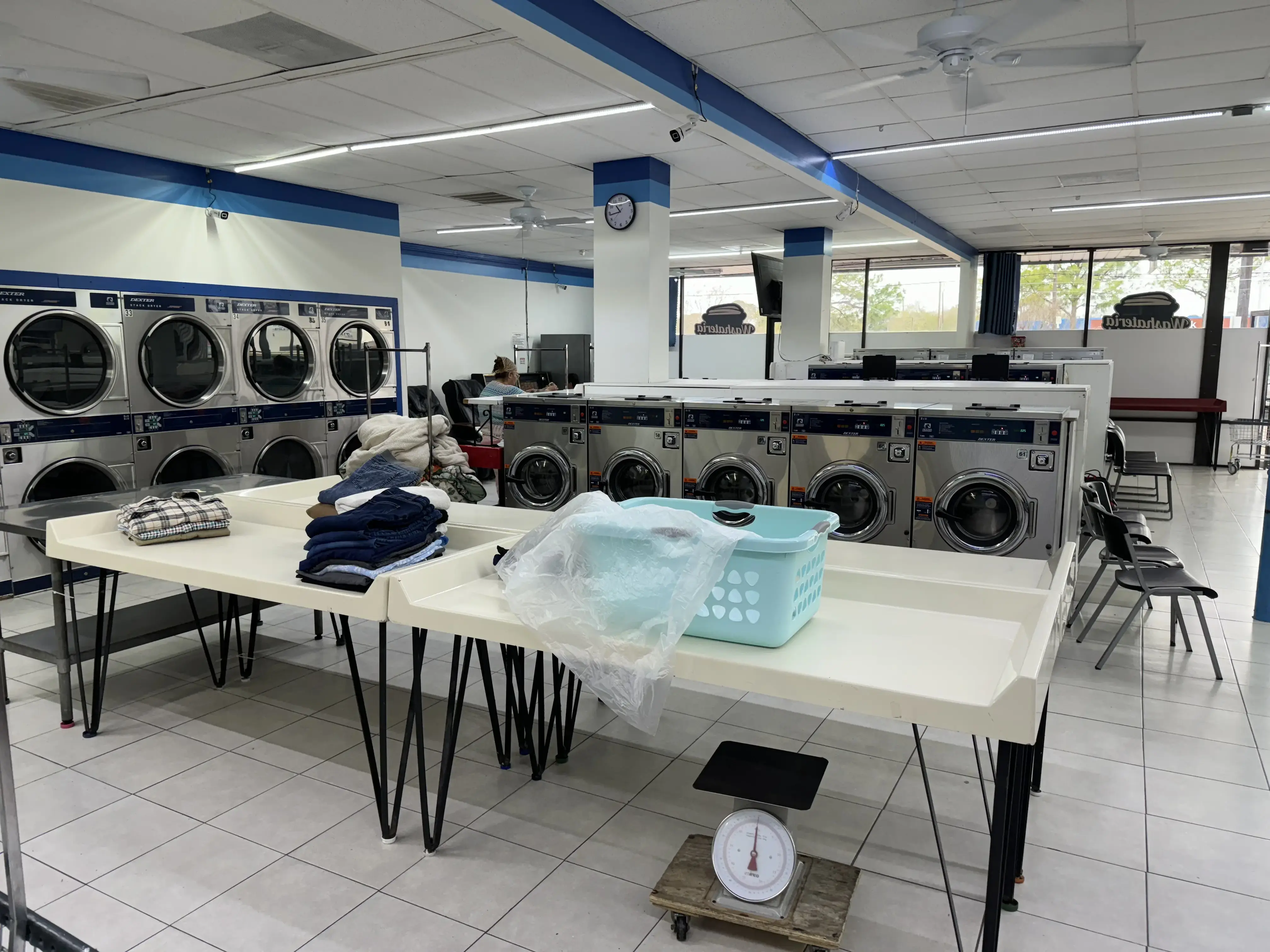 Washateria World thumbnail 2