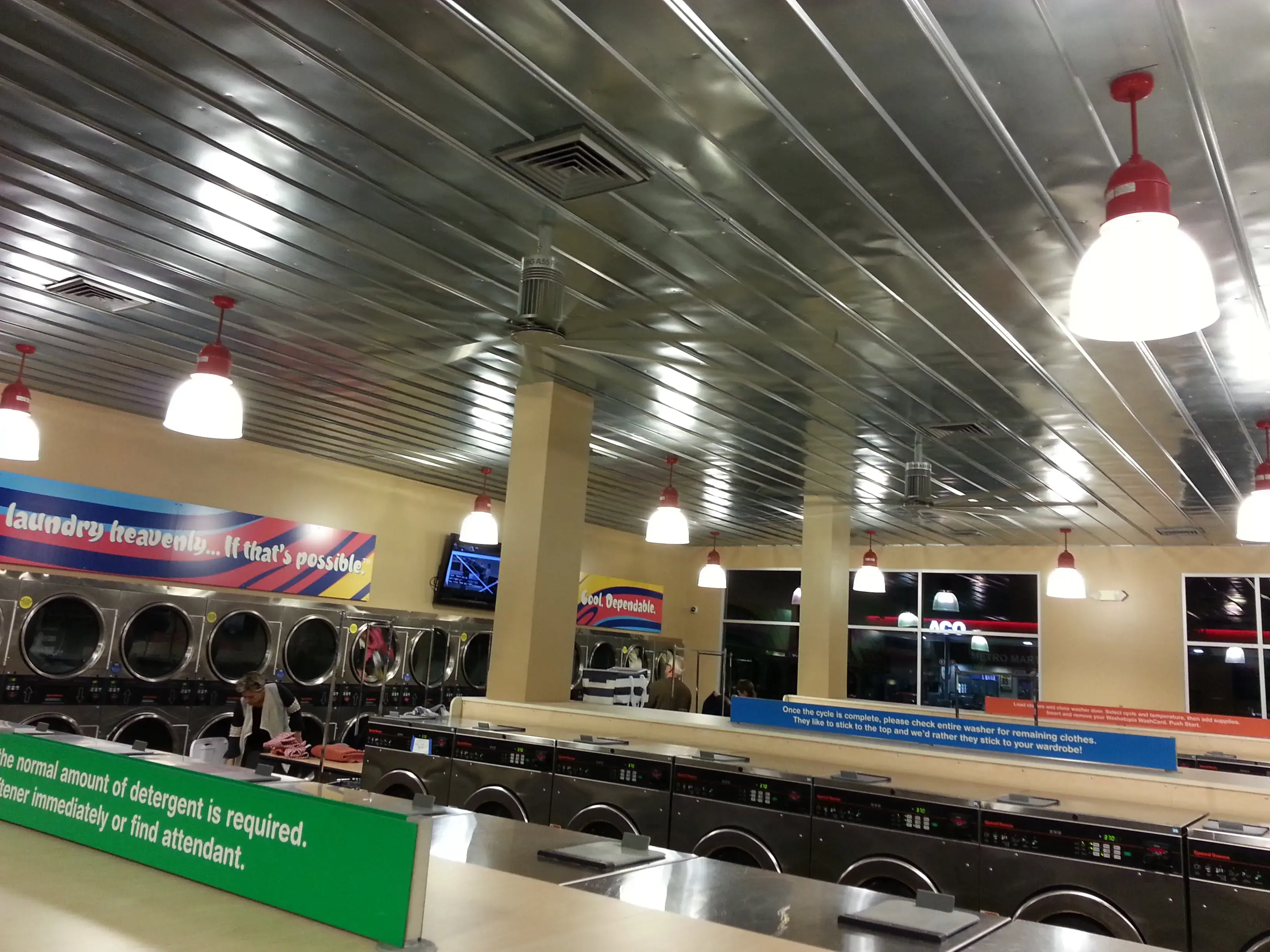 Washatopia Laundromat thumbnail 7