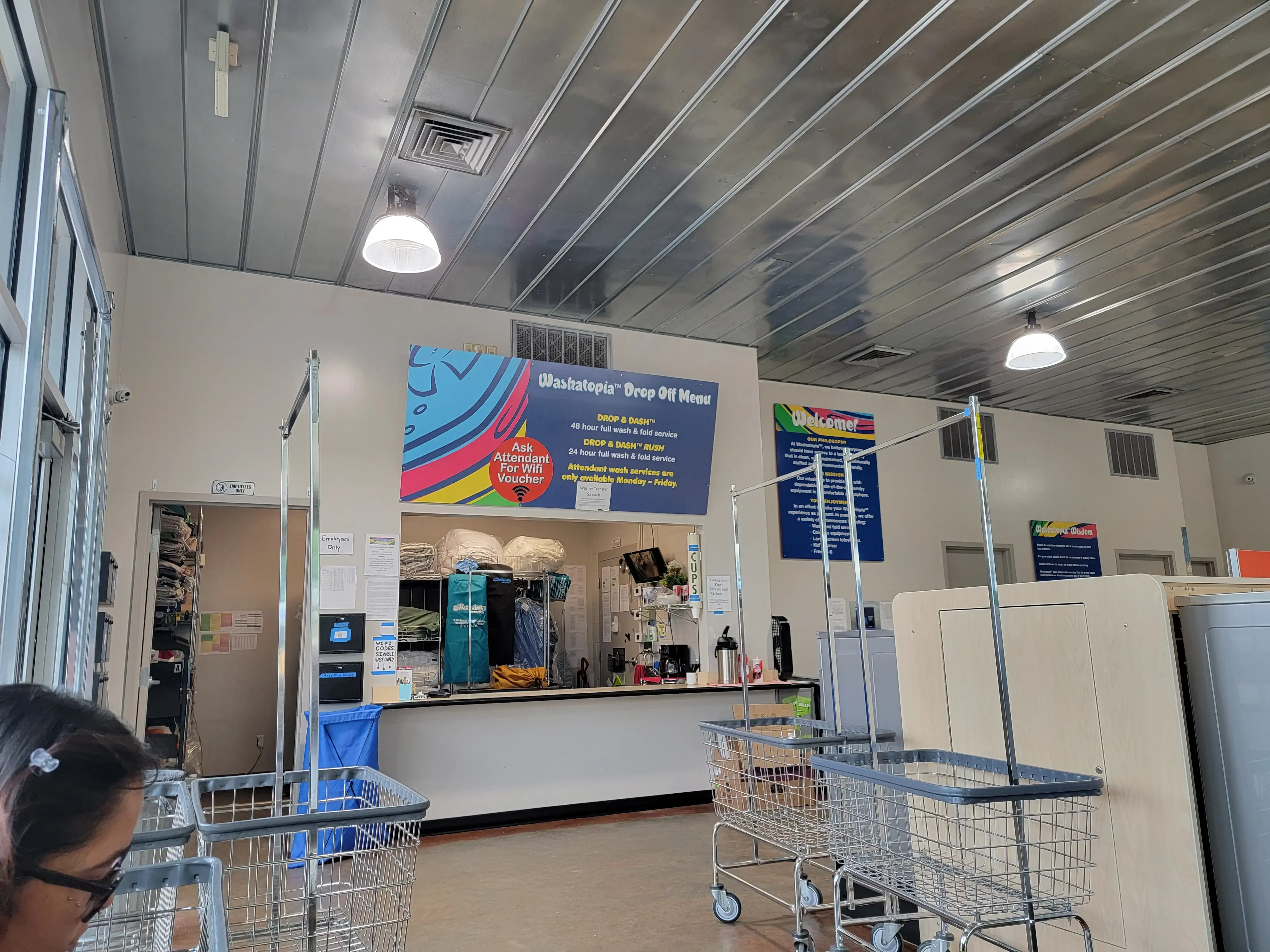 Washatopia Laundromat - Image 4
