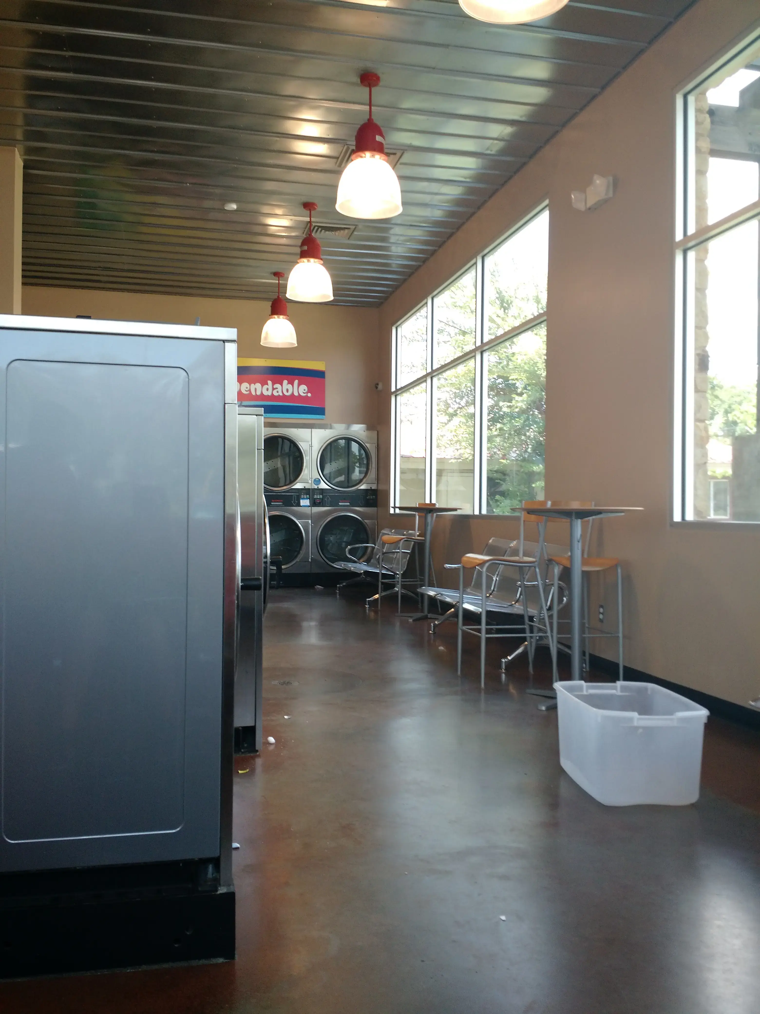 Washatopia Laundromat thumbnail 9