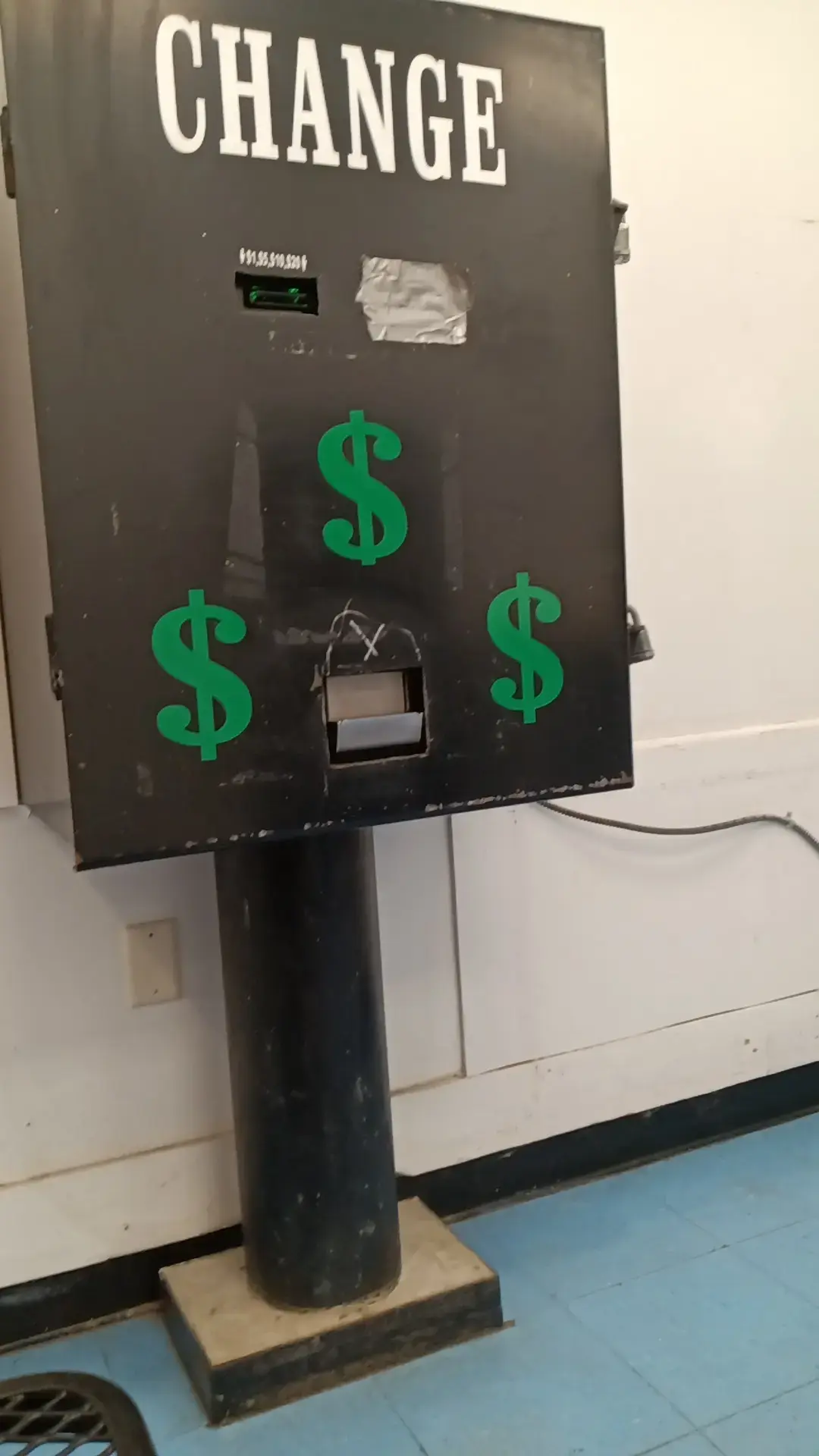 Washboard Laundromat - Image 12