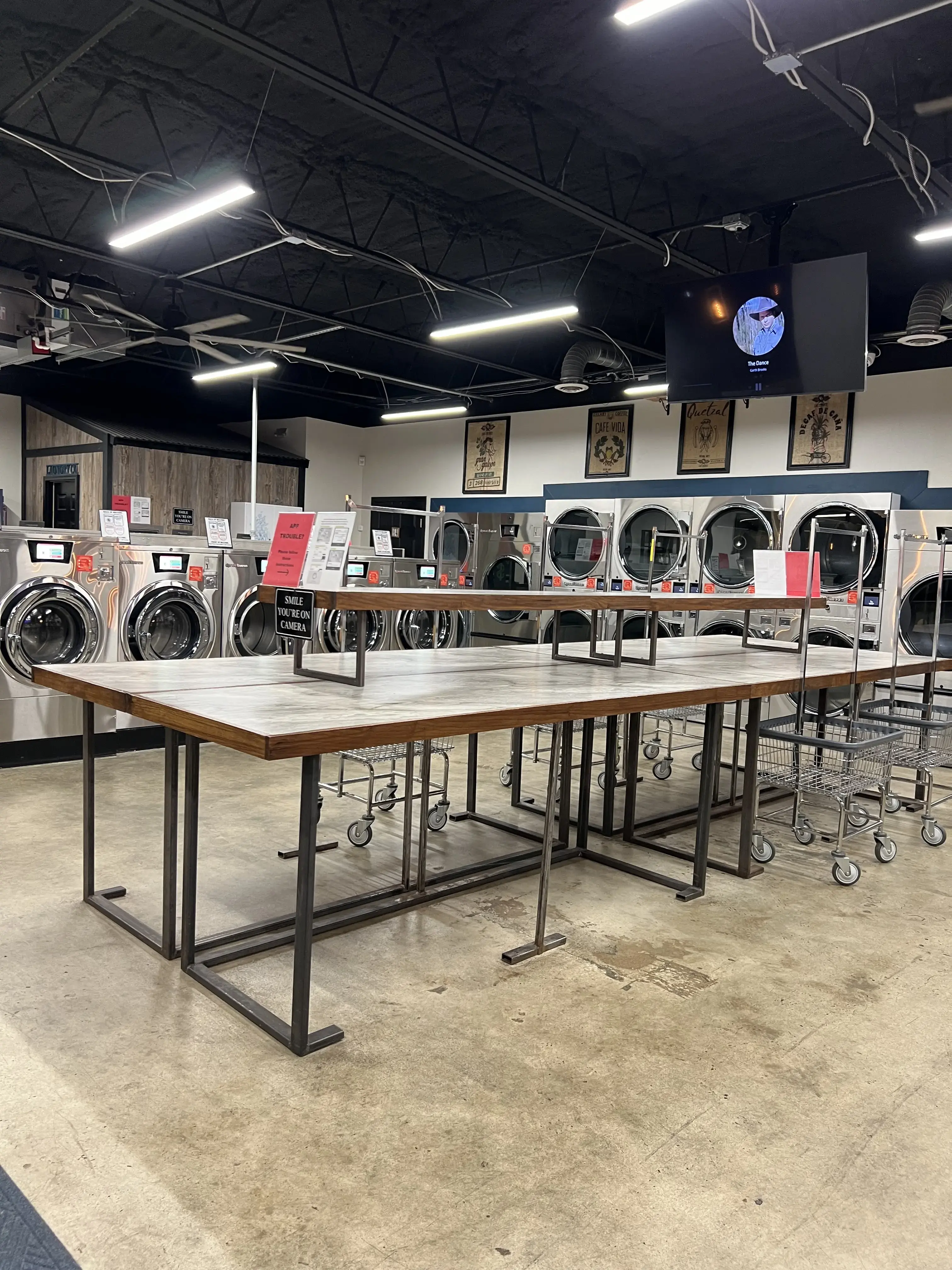 Washboard Laundromat - Image 2