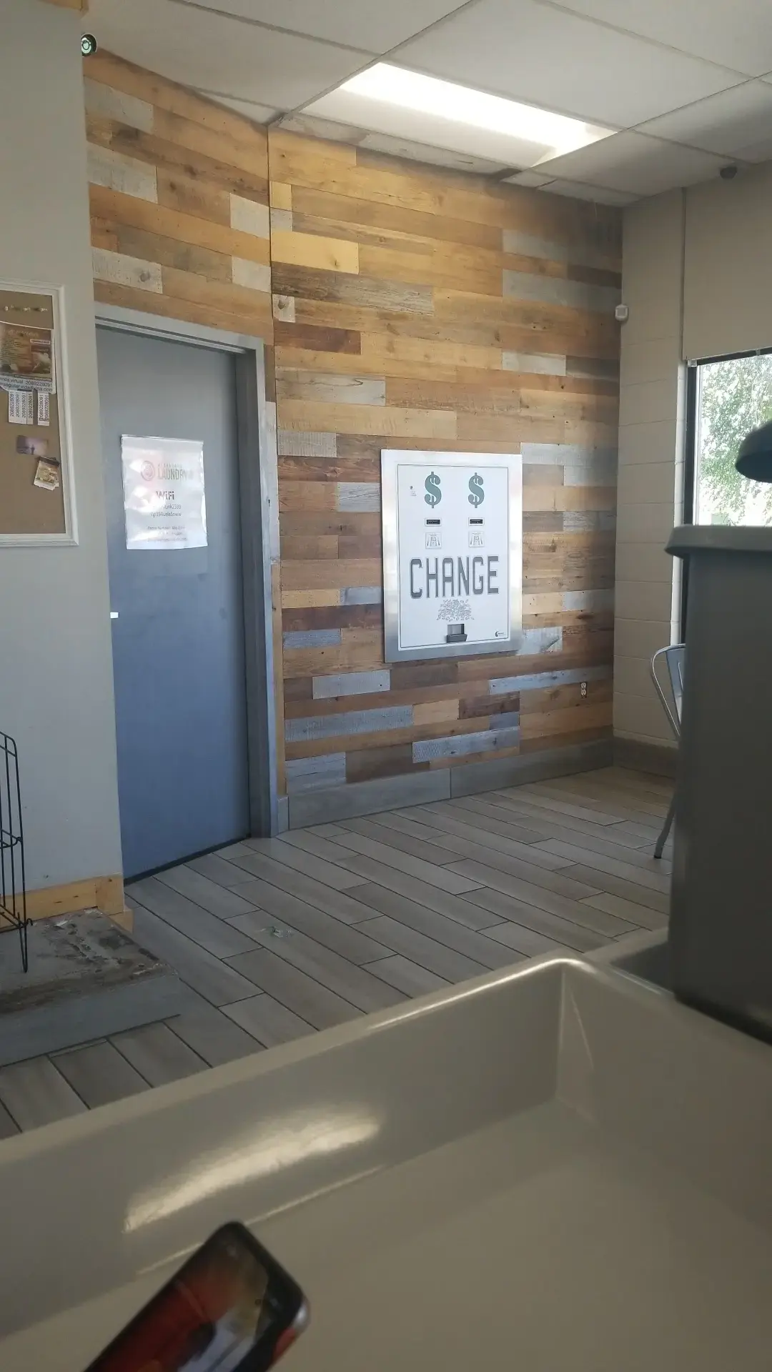 Washboard Laundry thumbnail 13