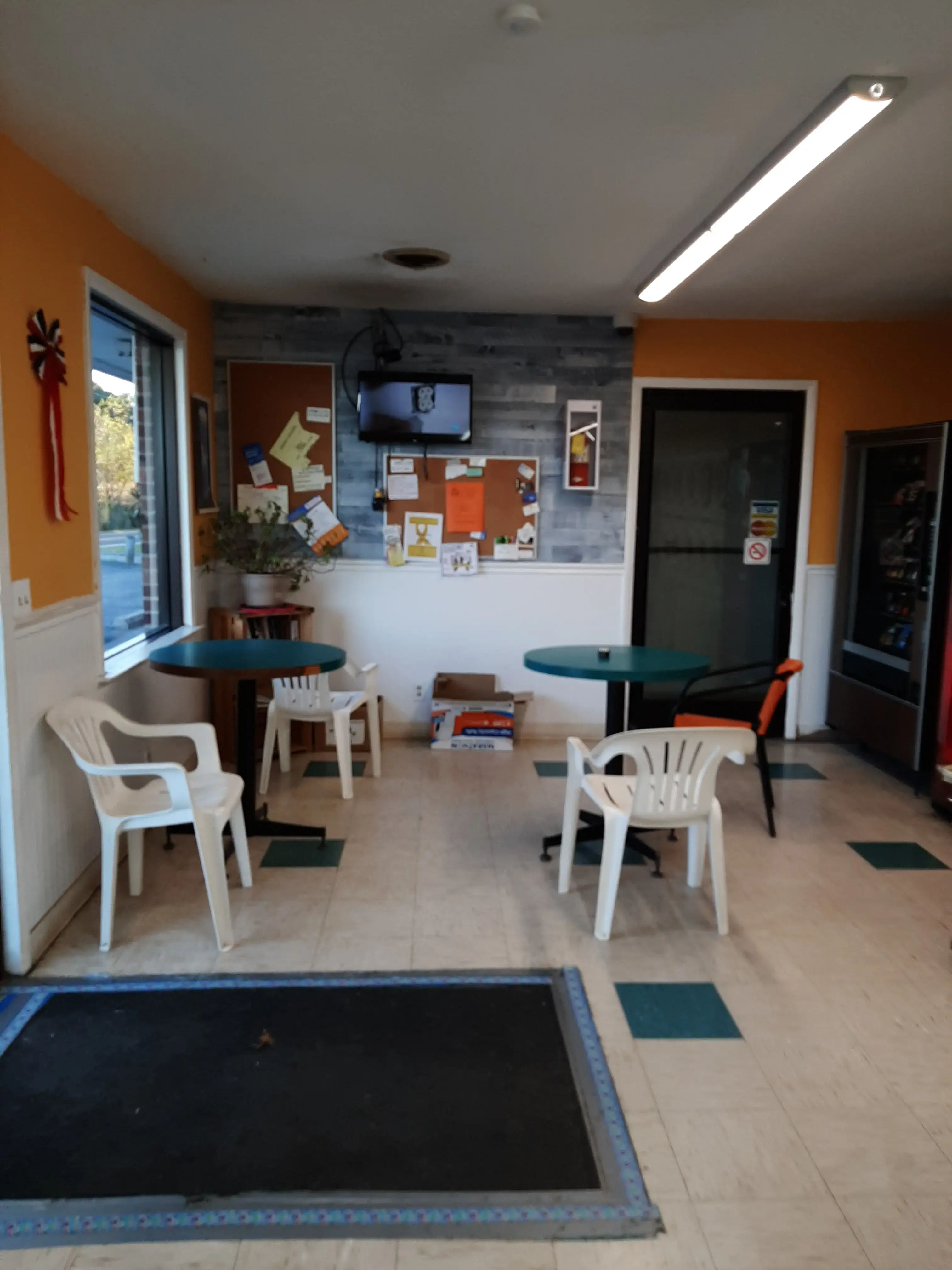 WashCo Laundry - Image 6