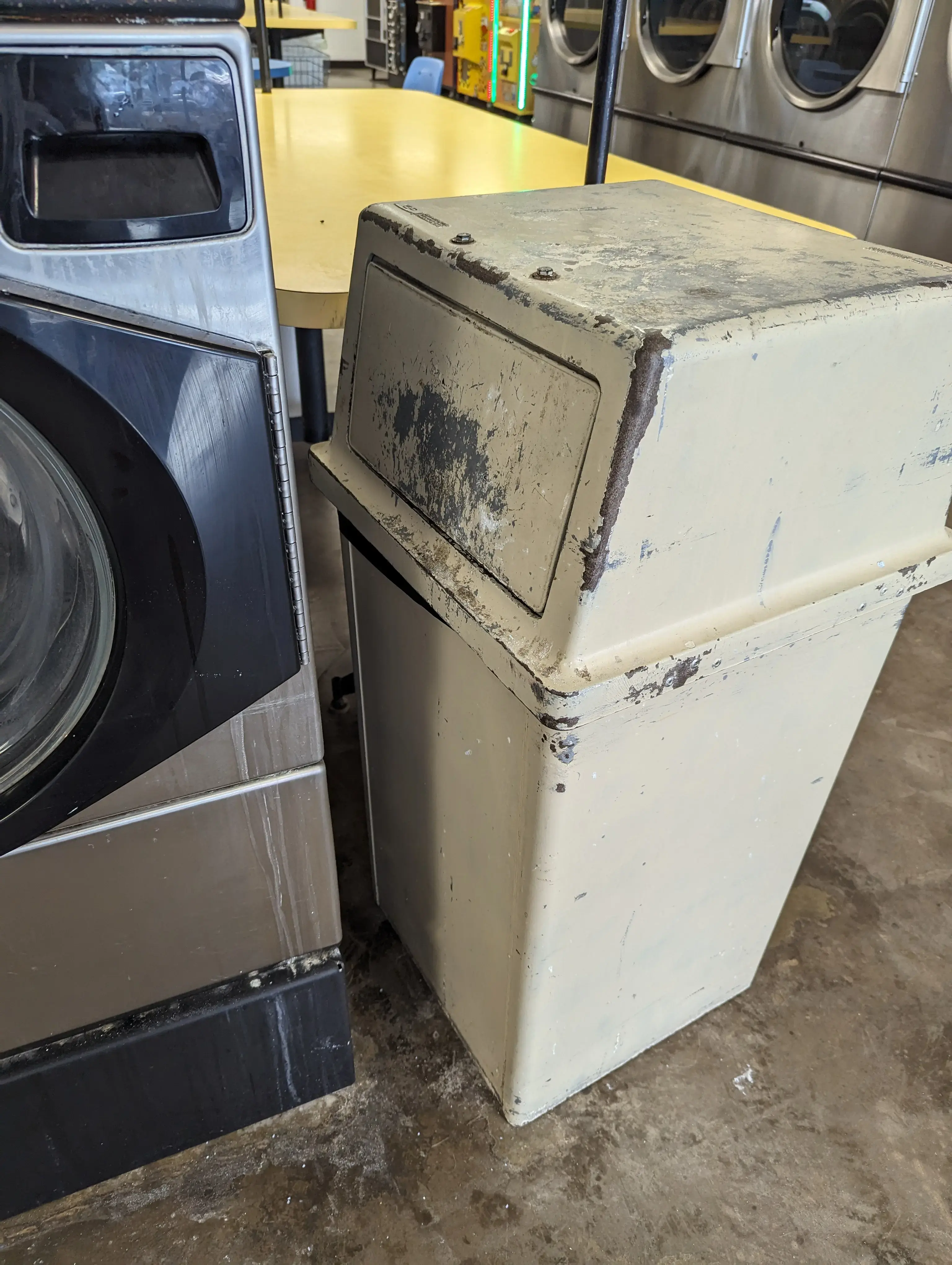 WashCo Laundry - Image 12