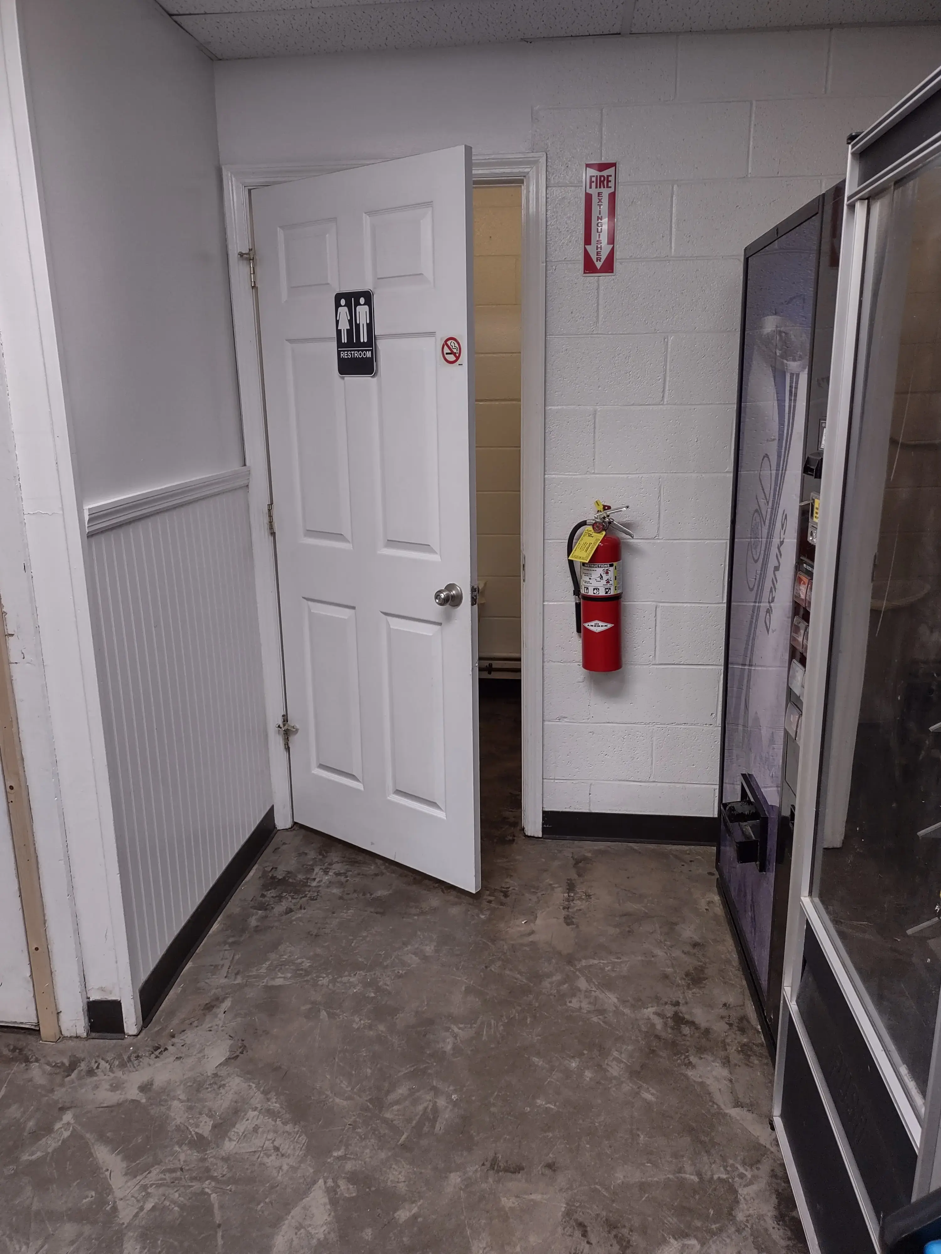 WashCo Laundry - Image 15