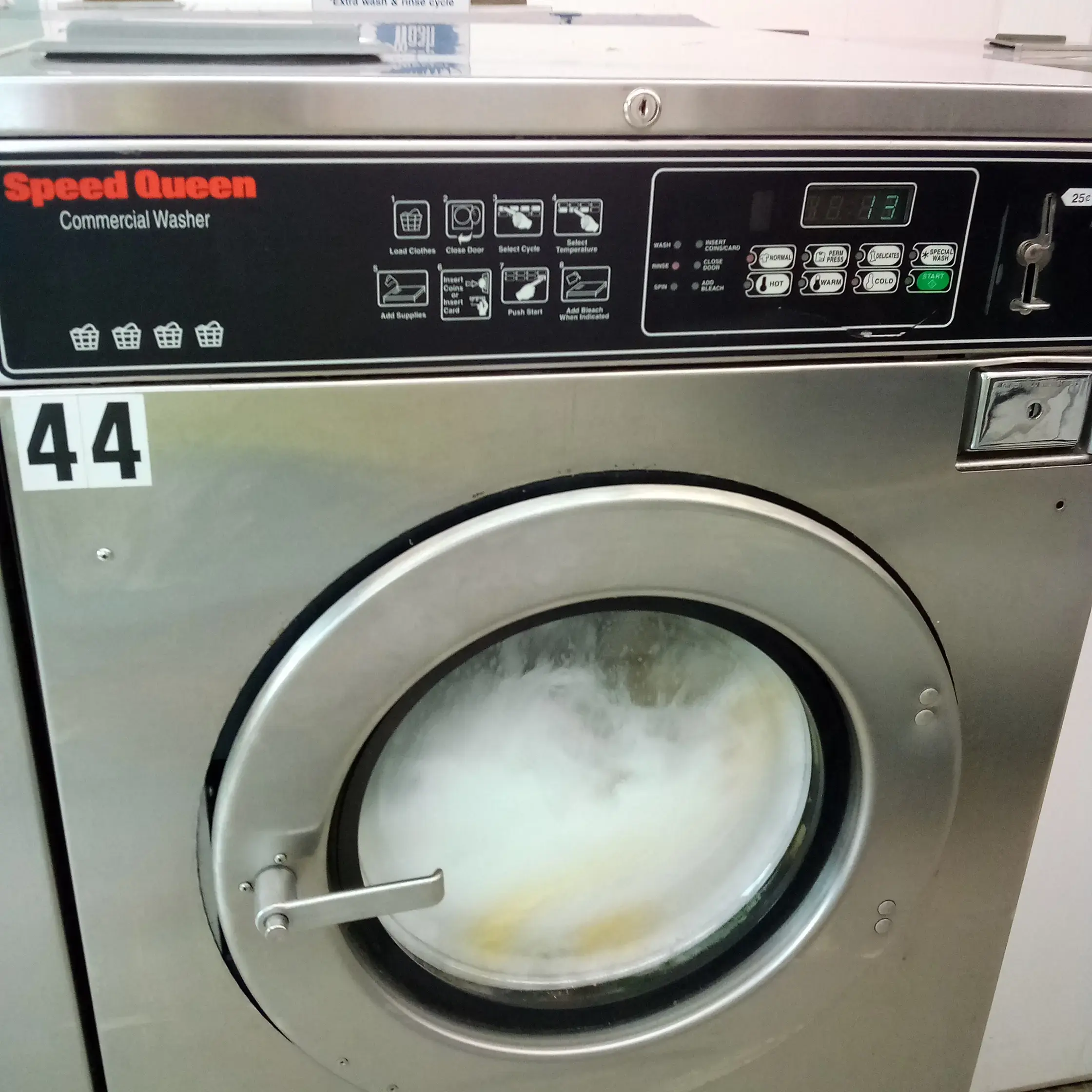 WashCo Laundry-Mount Pleasant Launderette thumbnail 5