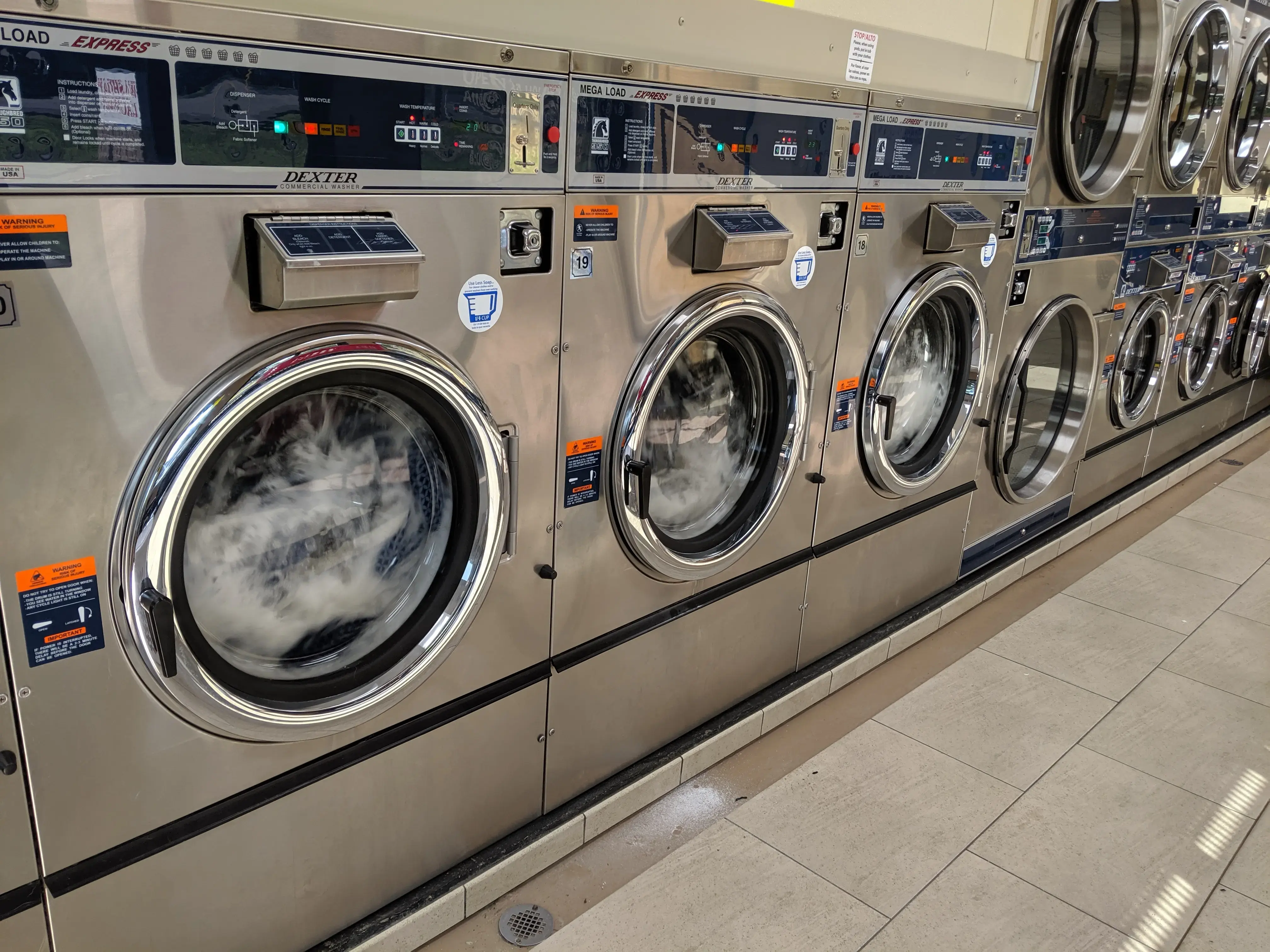 Washday laundry - Image 10