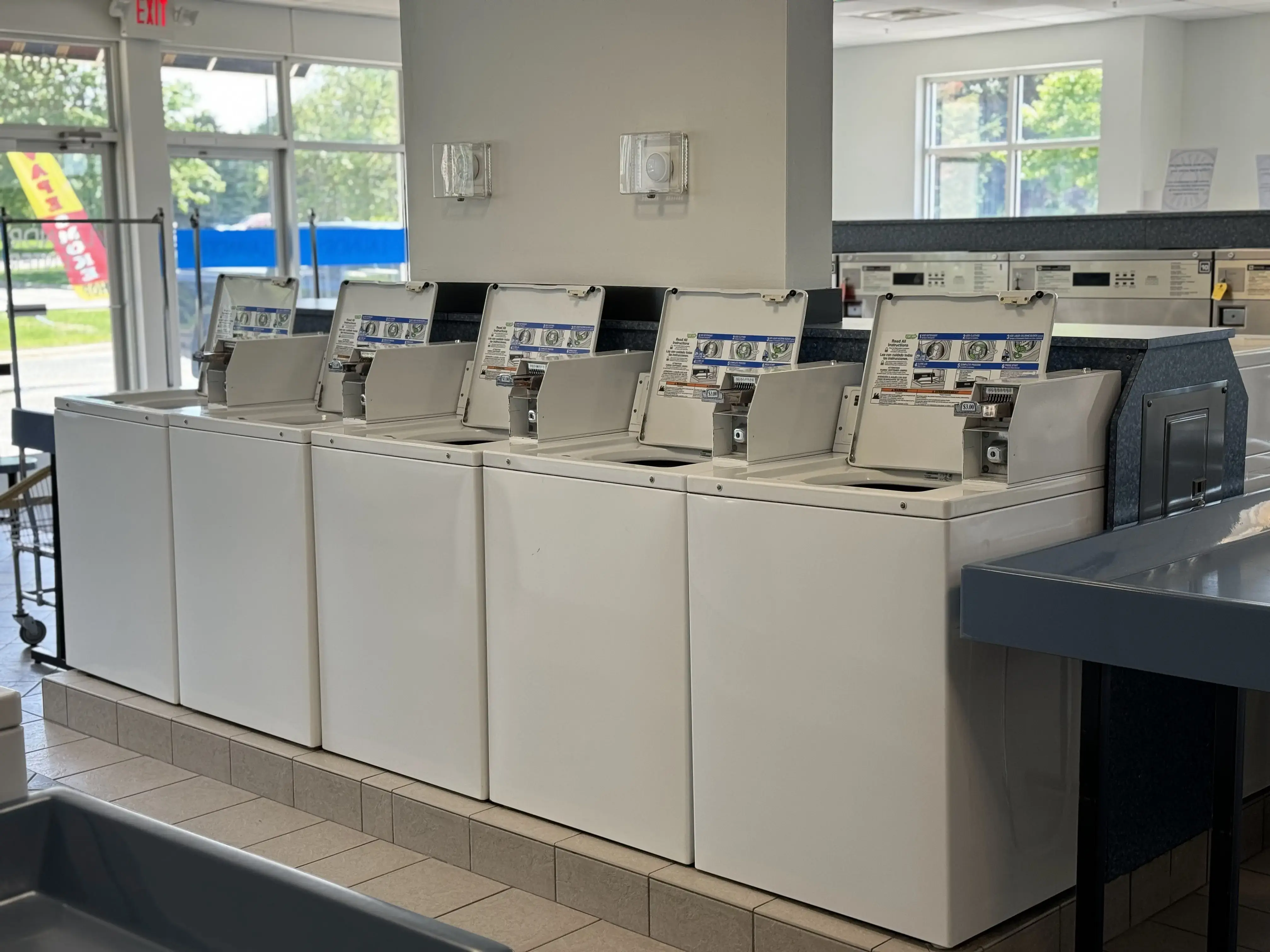 Washed Again Laundry Center - Image 5