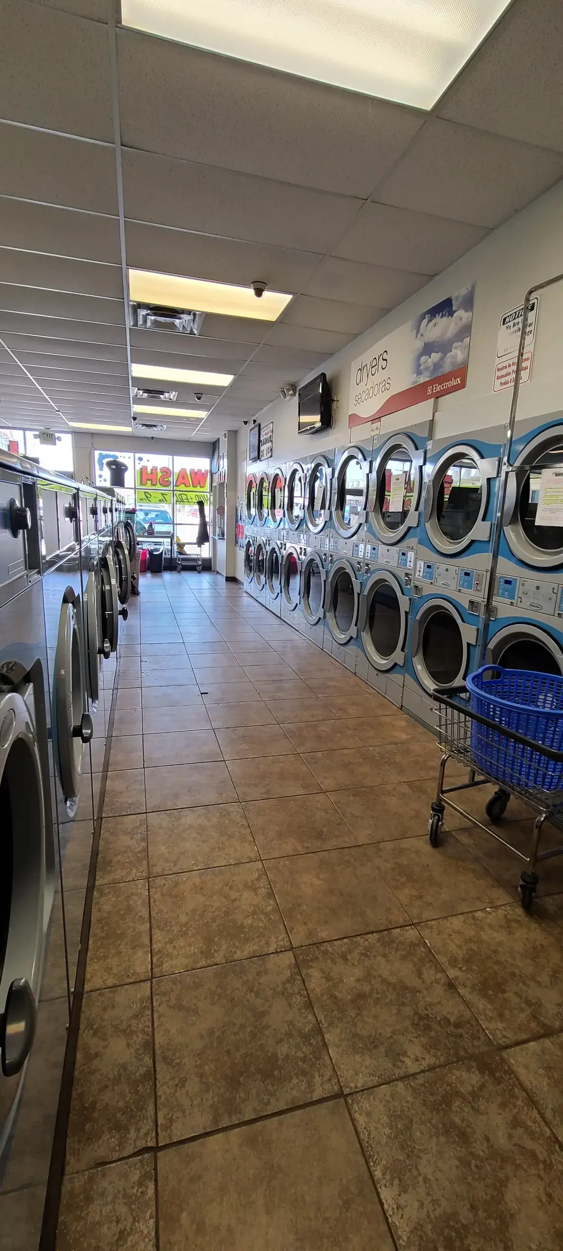 Wash'em Up Laundry #1 - Laundromat Denver - Image 11