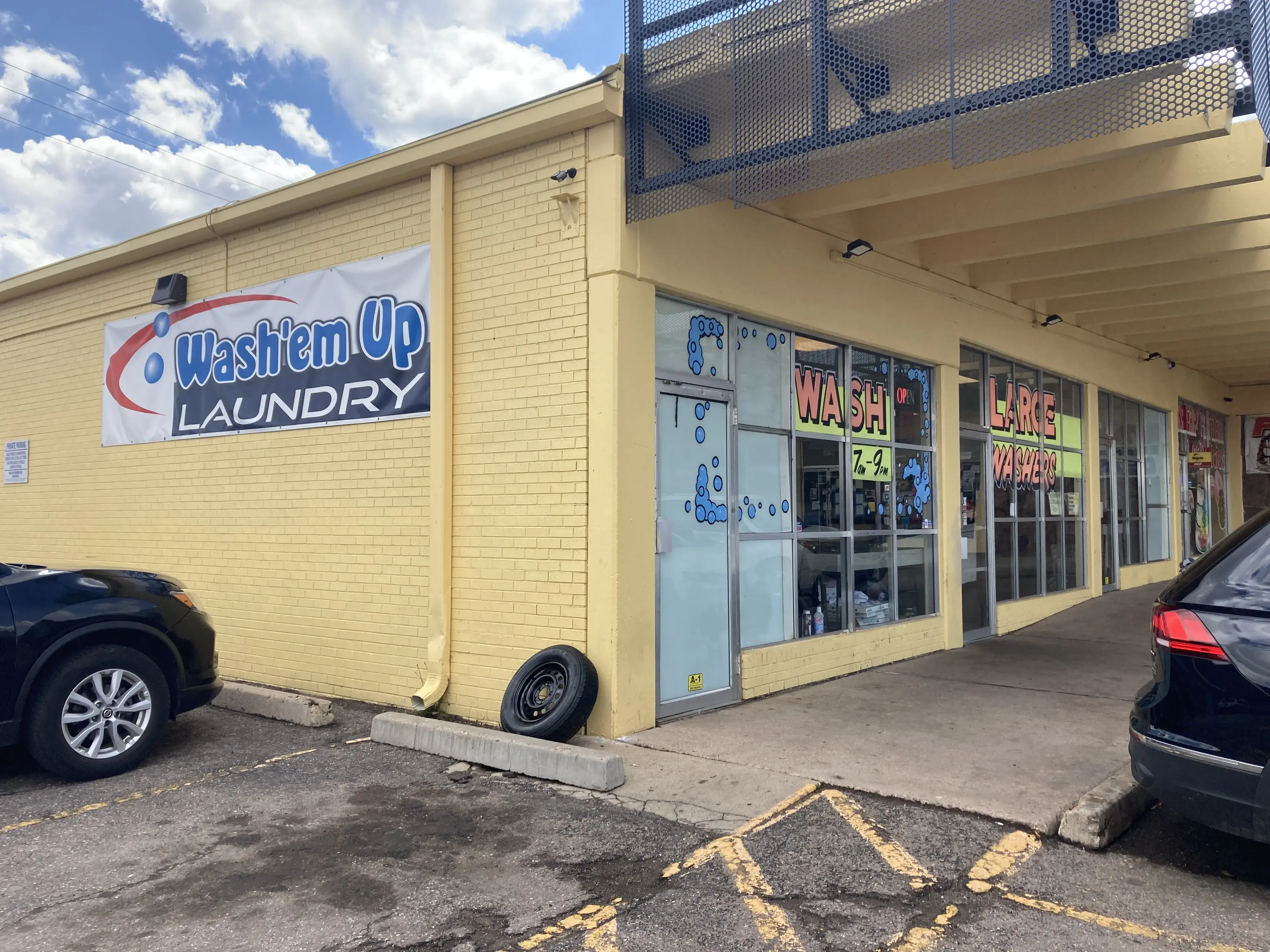 Wash'em Up Laundry #1 - Laundromat Denver thumbnail 4