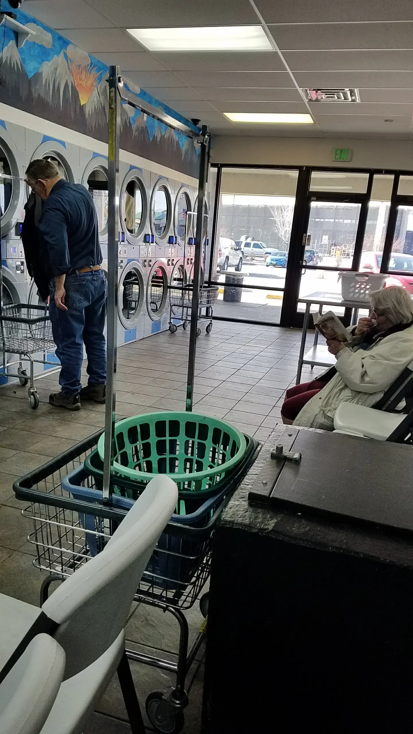 Wash'em Up Laundry #2 - Laundromat Denver thumbnail 13