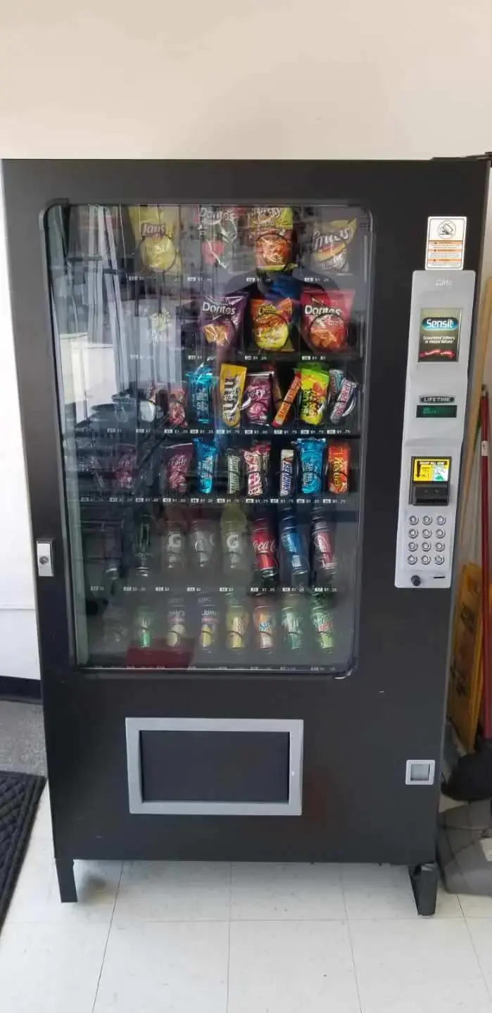 Wash'em Up Laundry #3 - Laundromat Denver - Image 18