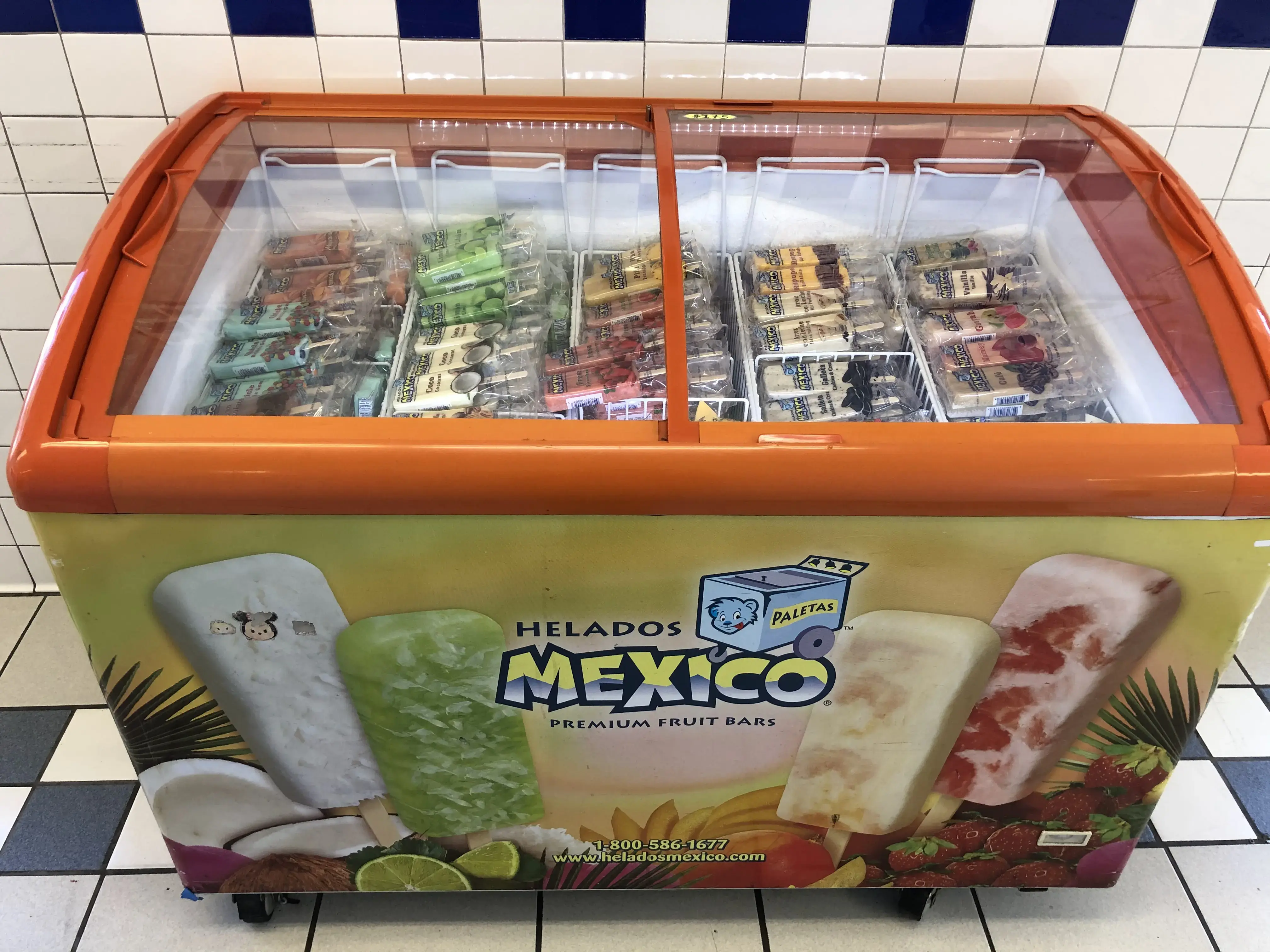 Wash'em Up Laundry #4 Laundromat Aurora - Image 6