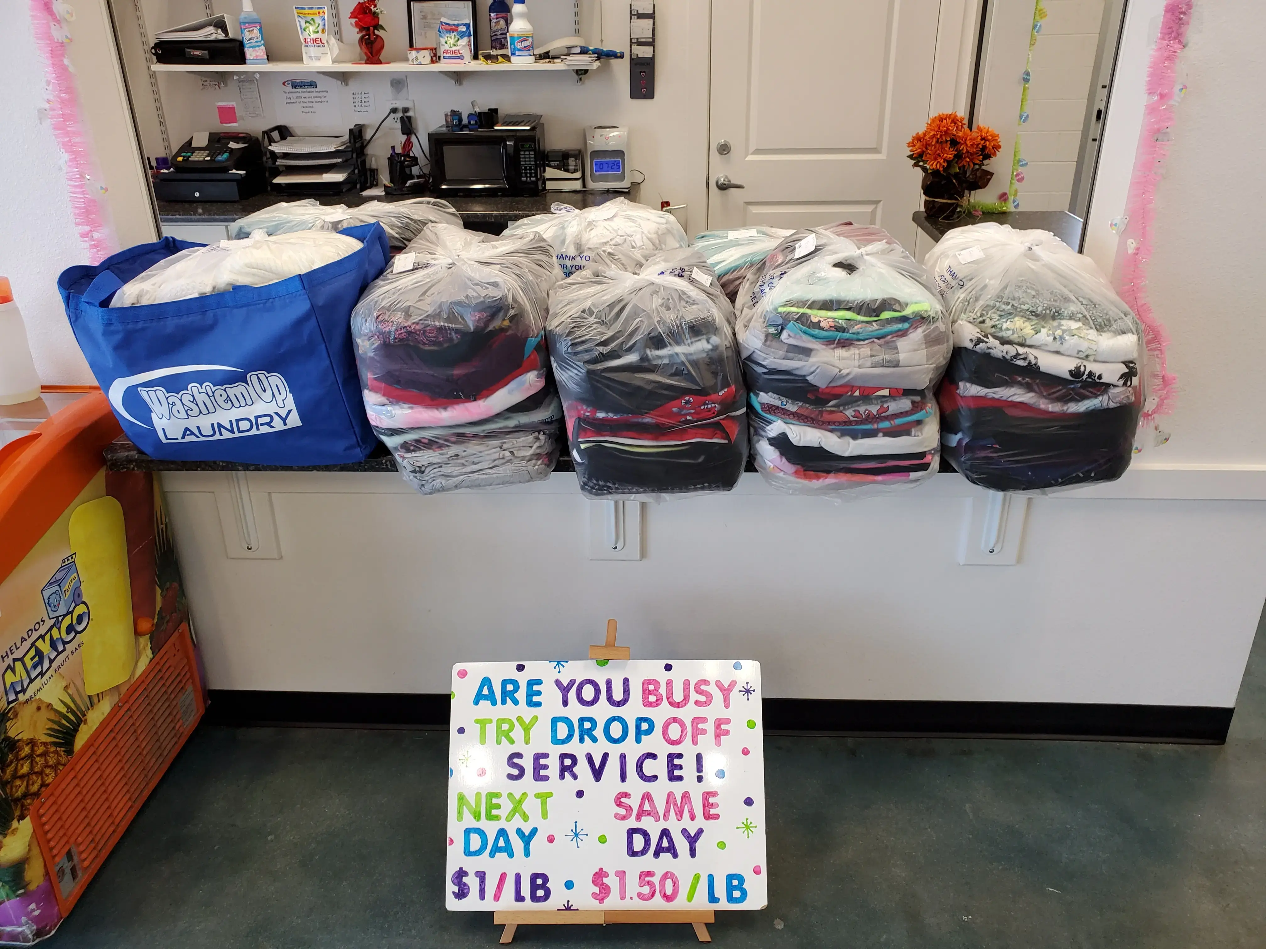 Wash'em Up Laundry #6 - Laundromat Aurora thumbnail 5