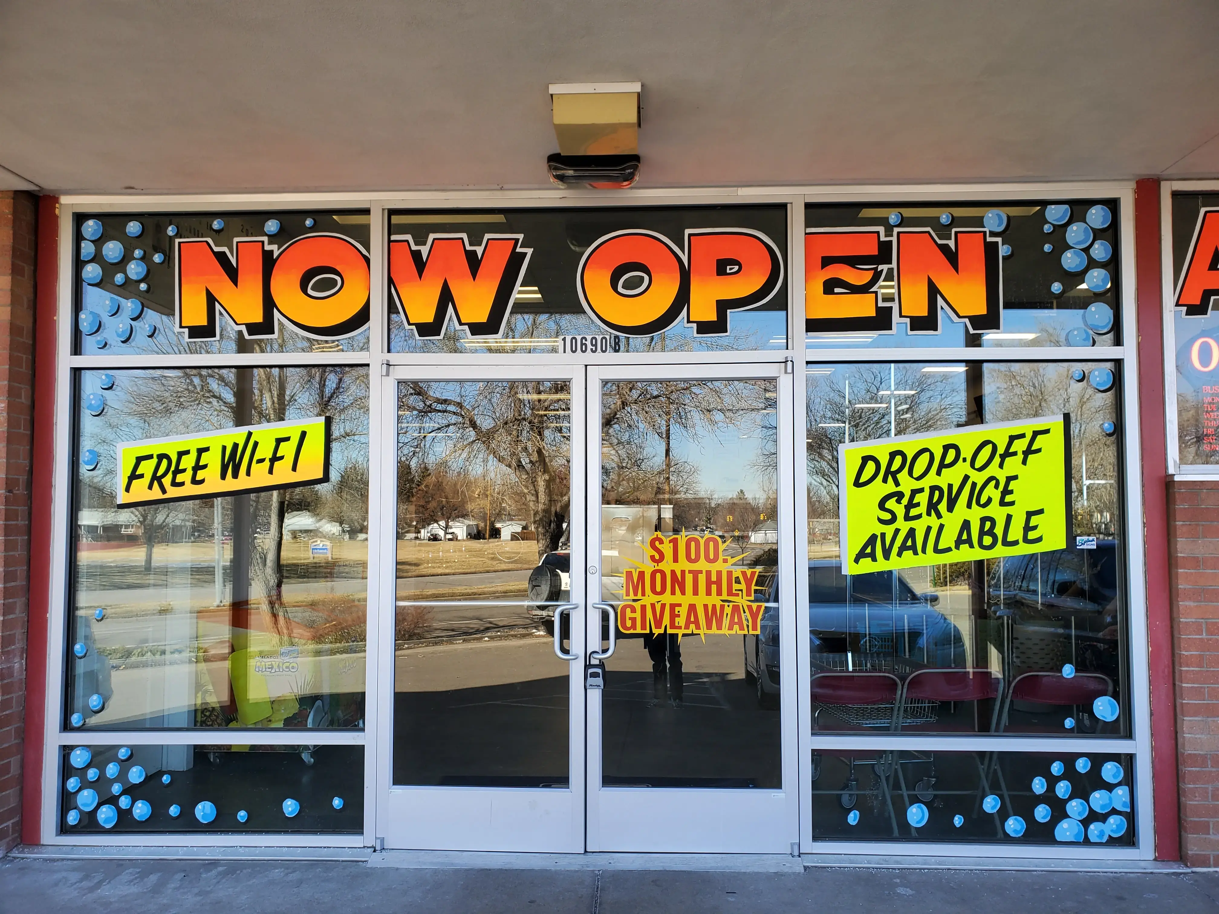 Wash'em Up Laundry #6 - Laundromat Aurora - Image 9