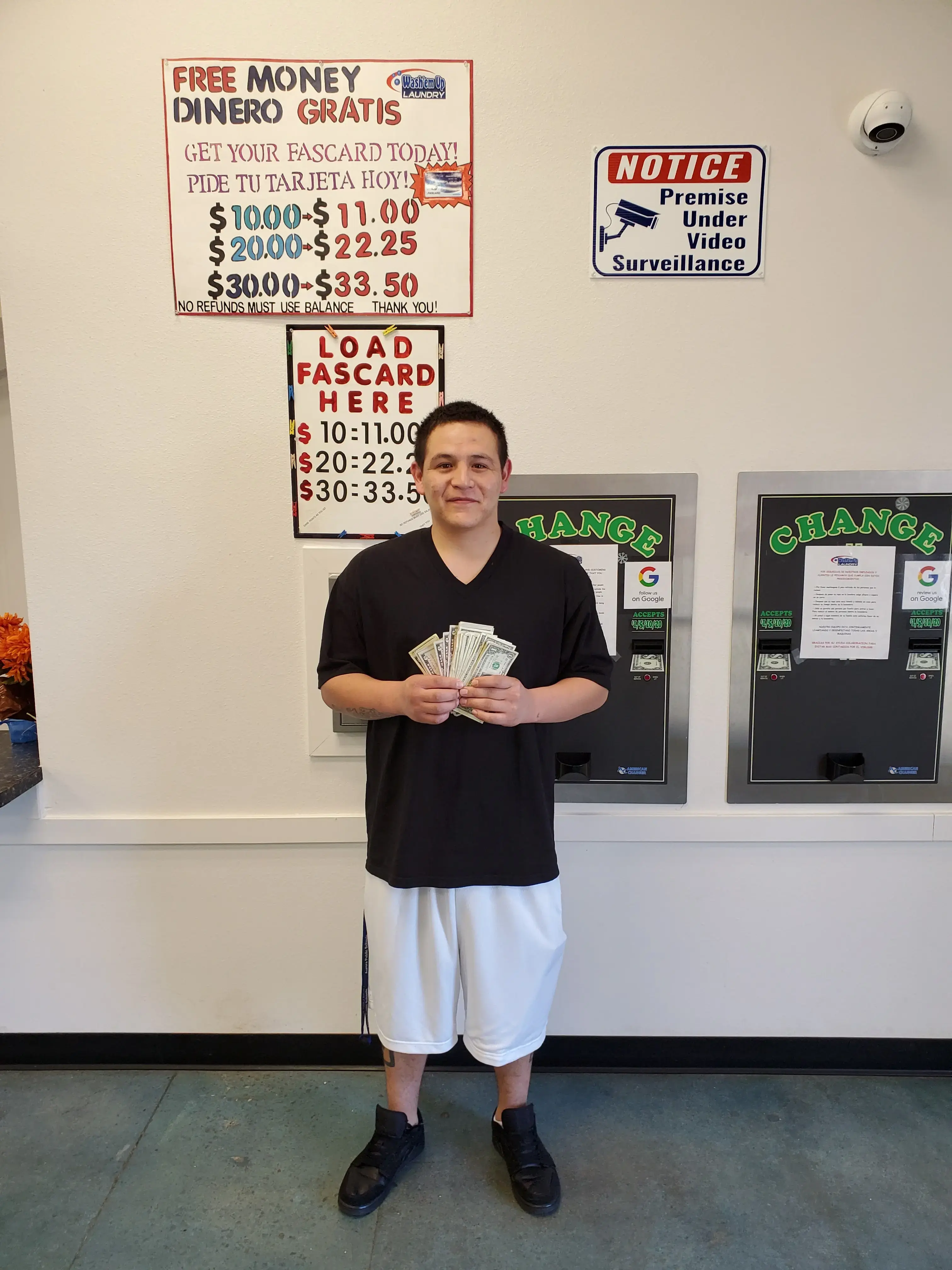 Wash'em Up Laundry #6 - Laundromat Aurora - Image 14