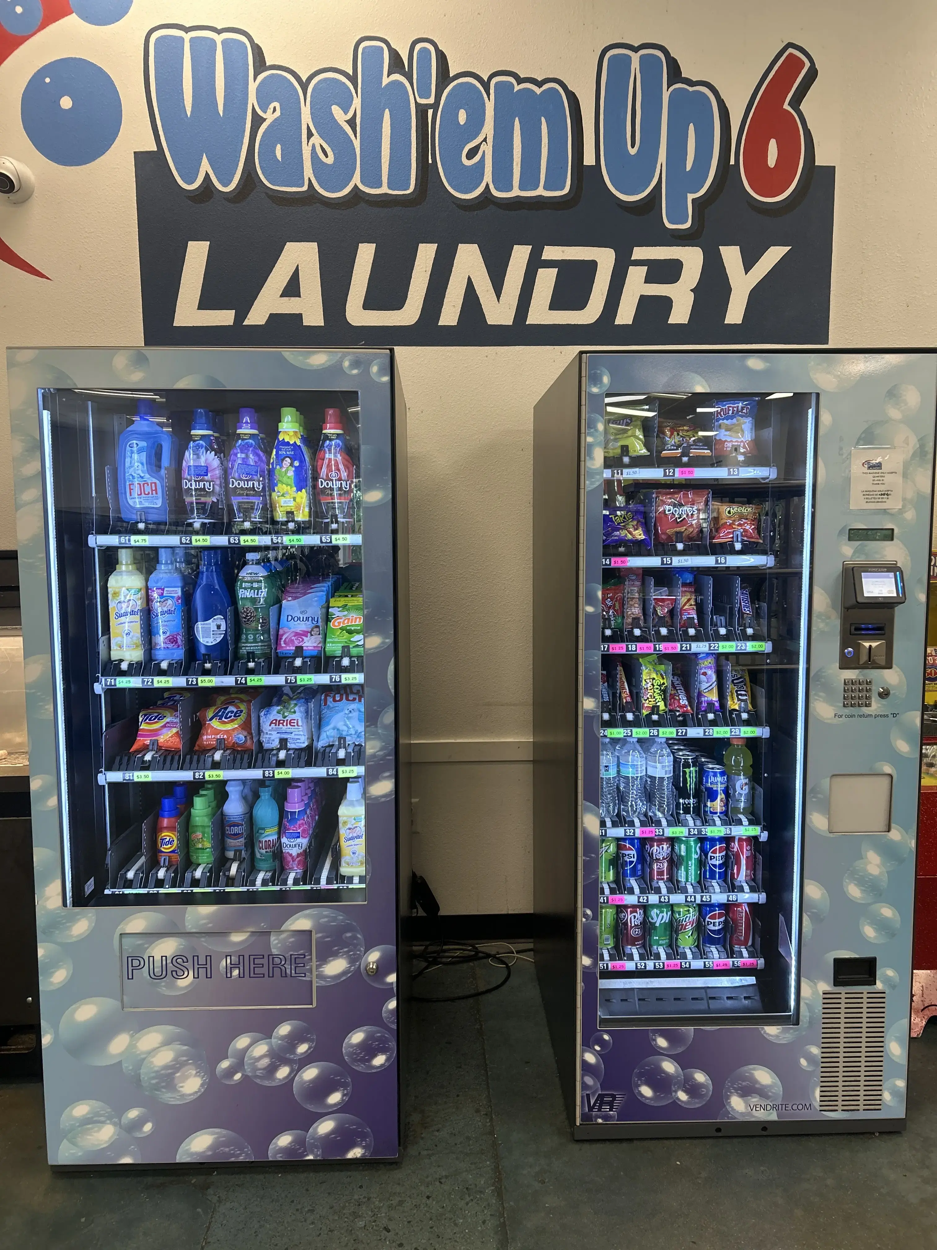 Wash'em Up Laundry #6 - Laundromat Aurora thumbnail 3