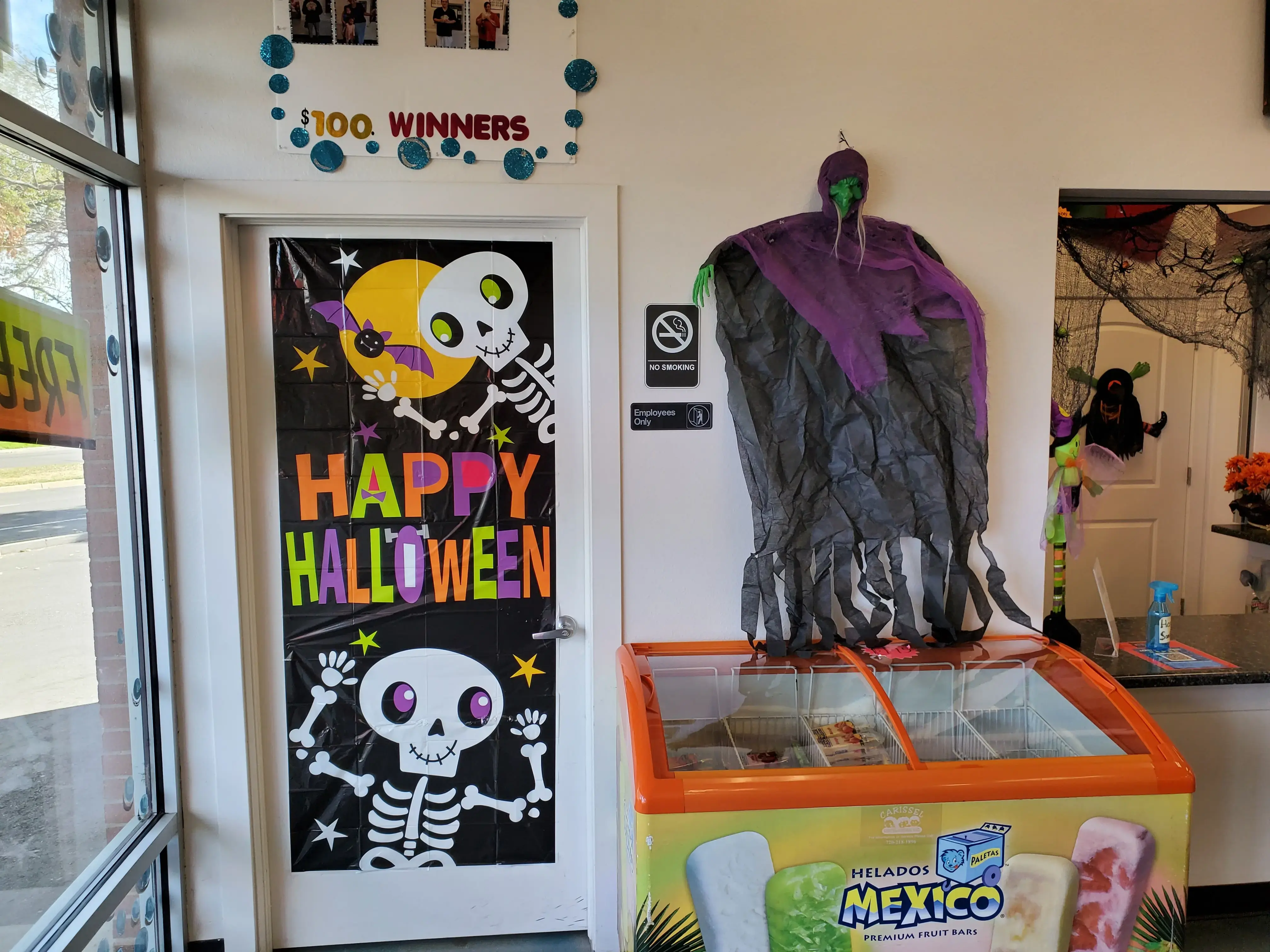 Wash'em Up Laundry #6 - Laundromat Aurora - Image 18